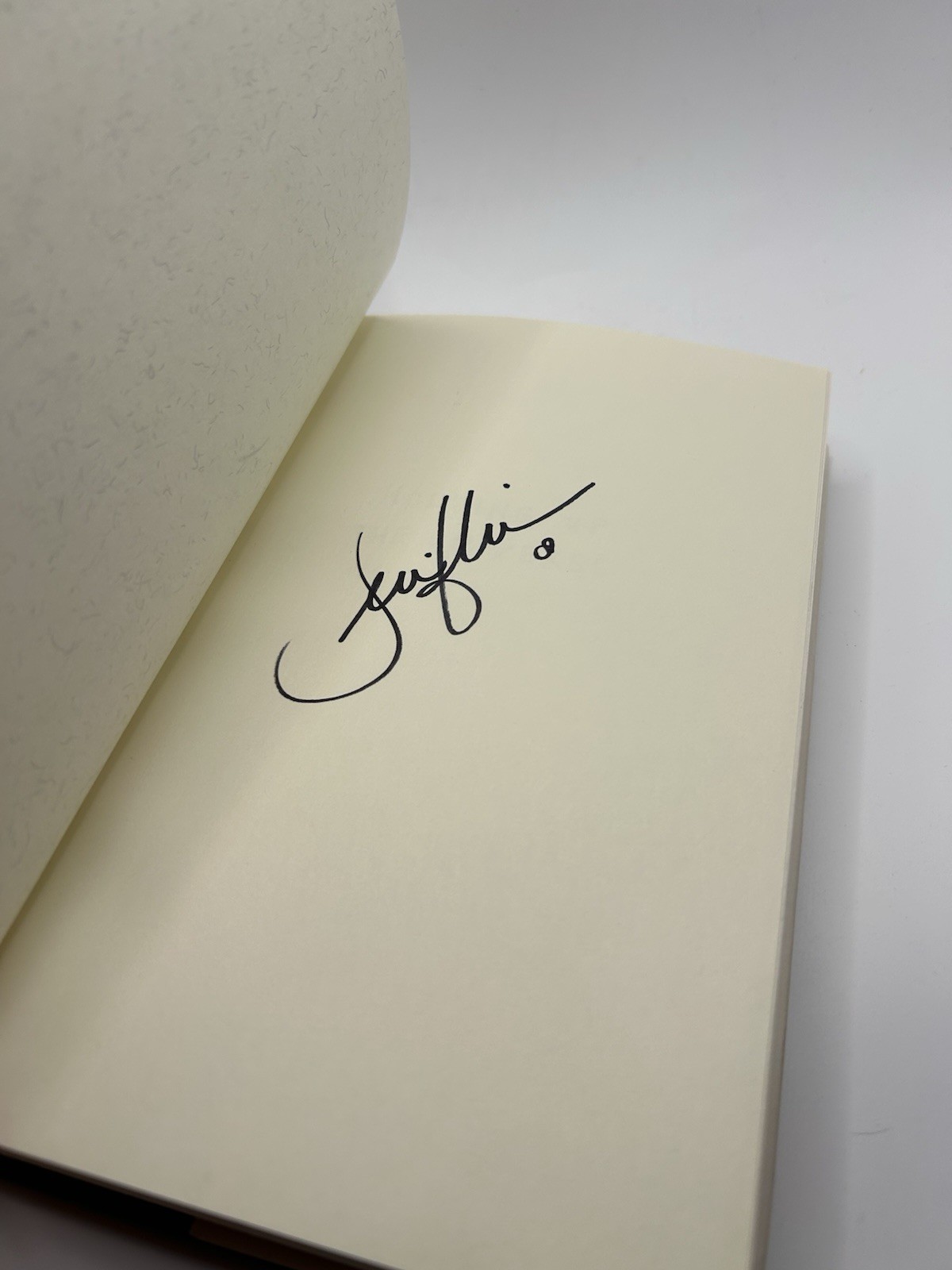 Holding Up The Universe Jennifer Niven Signed Hardcover First Edition