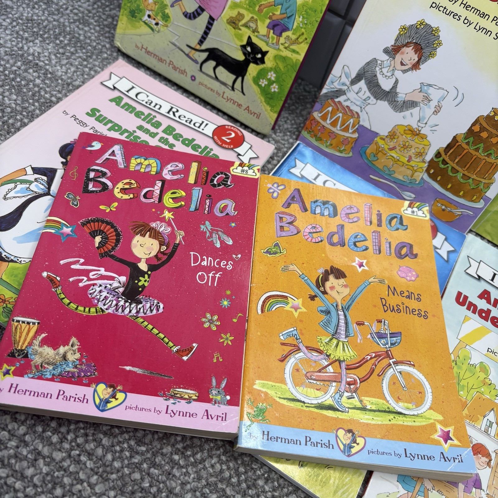 Amelia Bedelia Books Set If 12 Easy Readers And Chapter Books Mixed Set Parish