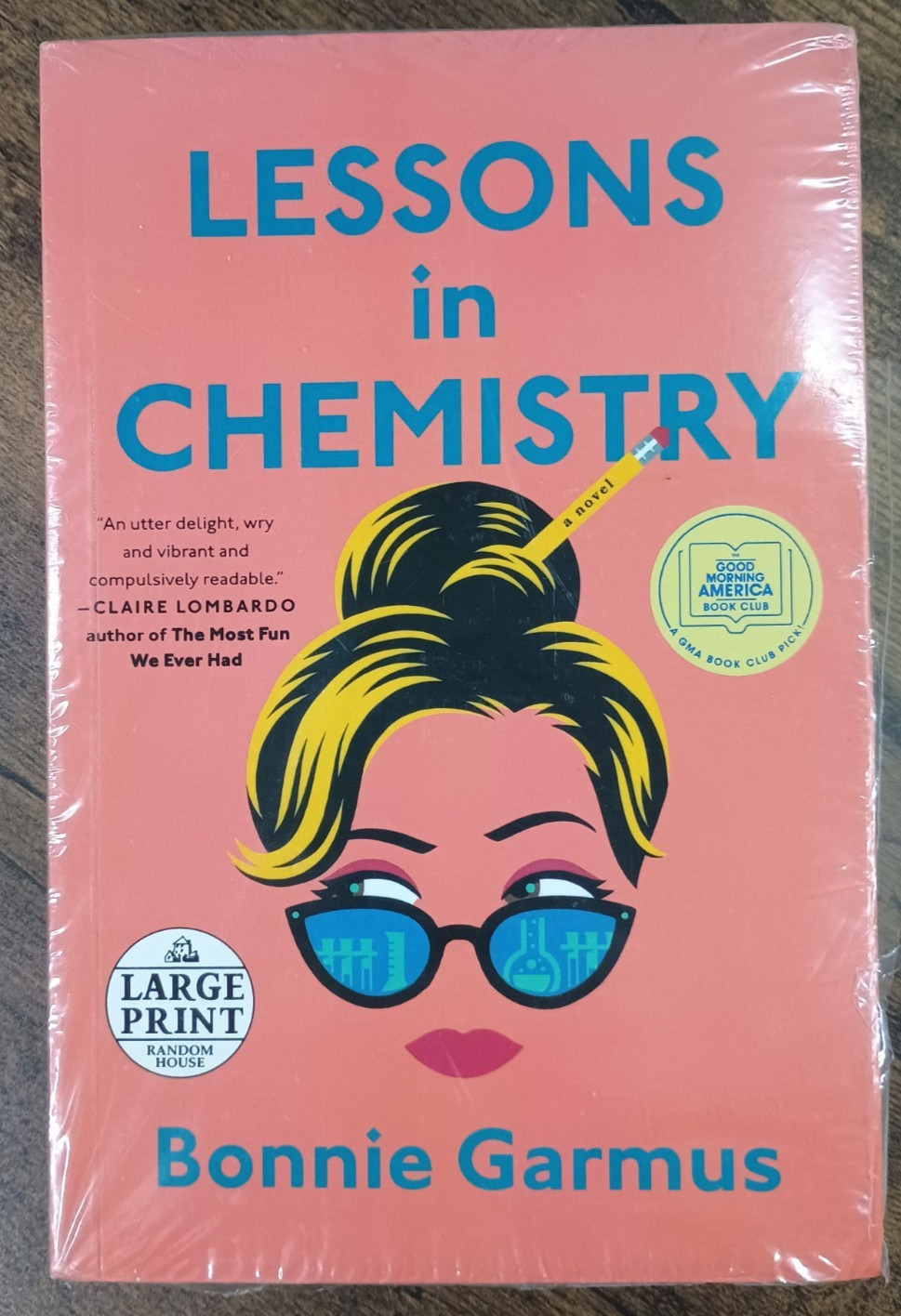 Lessons in Chemistry: A Novel (Random House Large Print) New in Wrapper