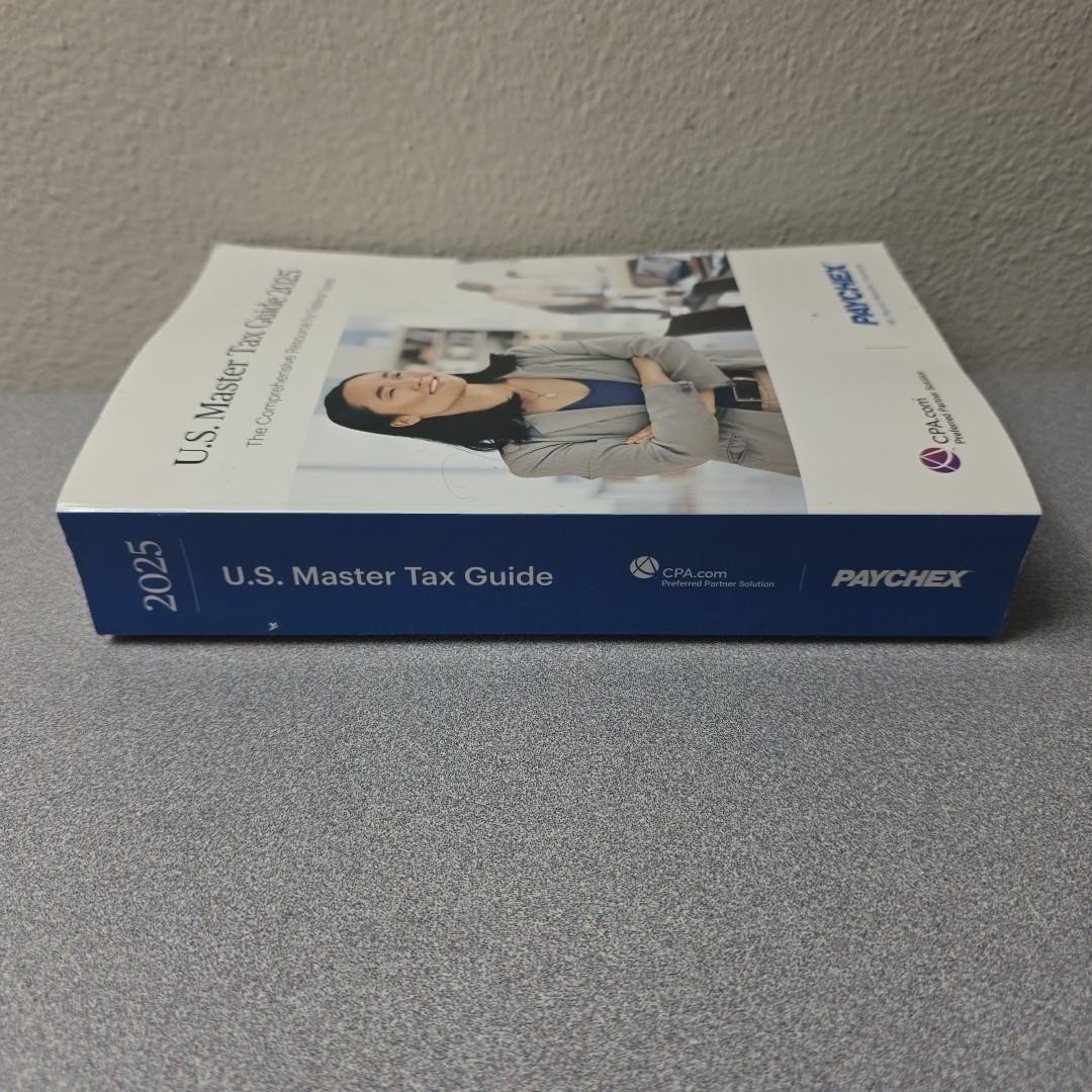 2025 U. S. Master Tax Guide – Wolters Kluwer Paychex – Paperback Very Good