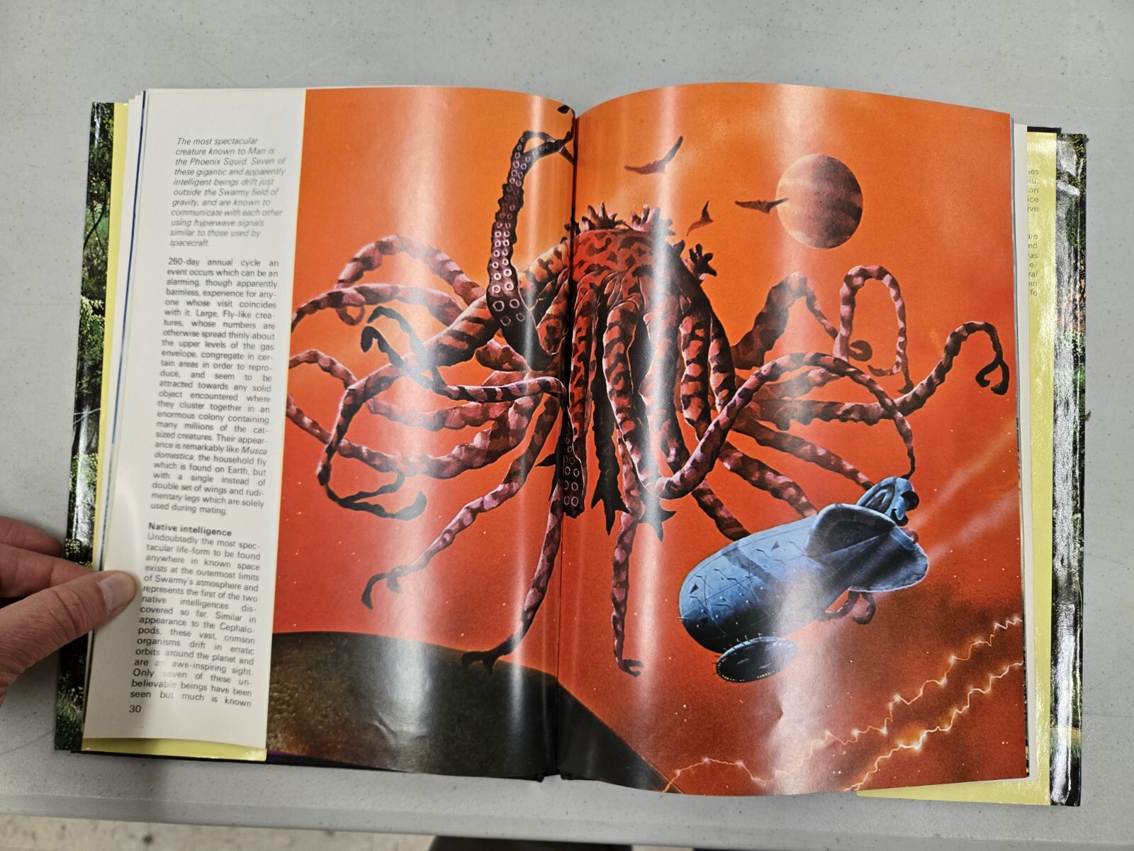 Aliens in Space by Outlet Book Company Staff (1988, Hardcover)