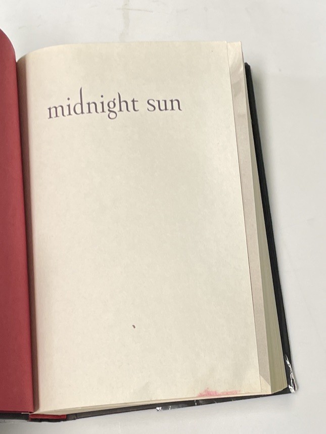 The Twilight Saga Midnight Sun Hardcover First Edition Printing