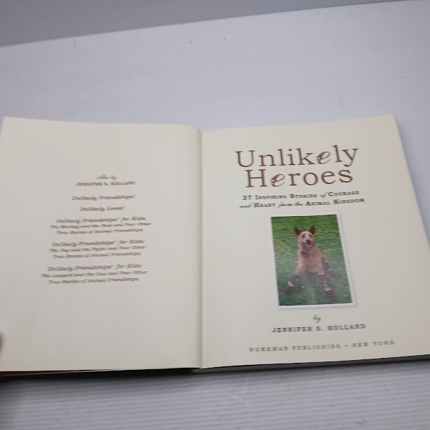Unlikely Heroes By Jennifer S Holland Biographical/True Story Paperback In Aust