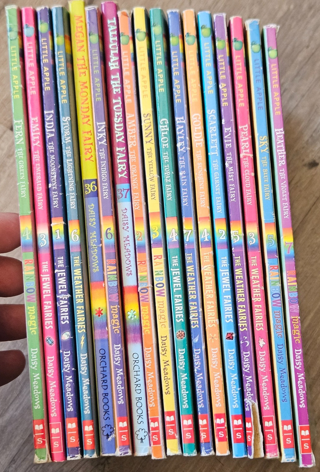 17 Rainbow Magic Fairy Books Daisy Meadows Scholastic Chapter Books Lot. Enjoy!