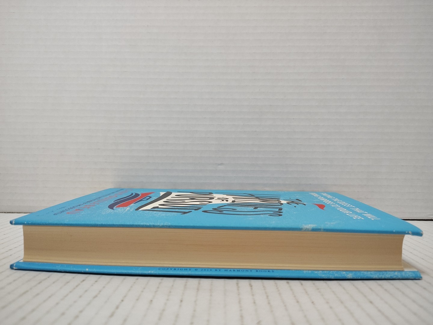 THE HAPPINESS OF PURSUIT by Chris Guillebeau (2014, HC/DJ 1st/1st) * SIGNED *