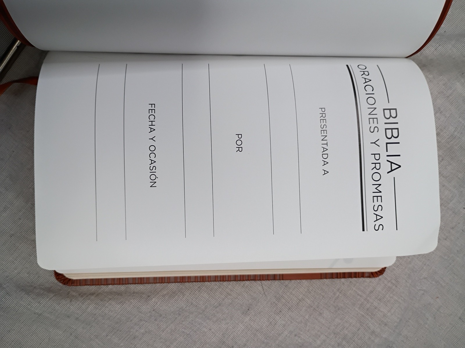 BIBLIA ORACIONES Y PROMESAS NVI SPANISH EDITION By Thomas Nelson