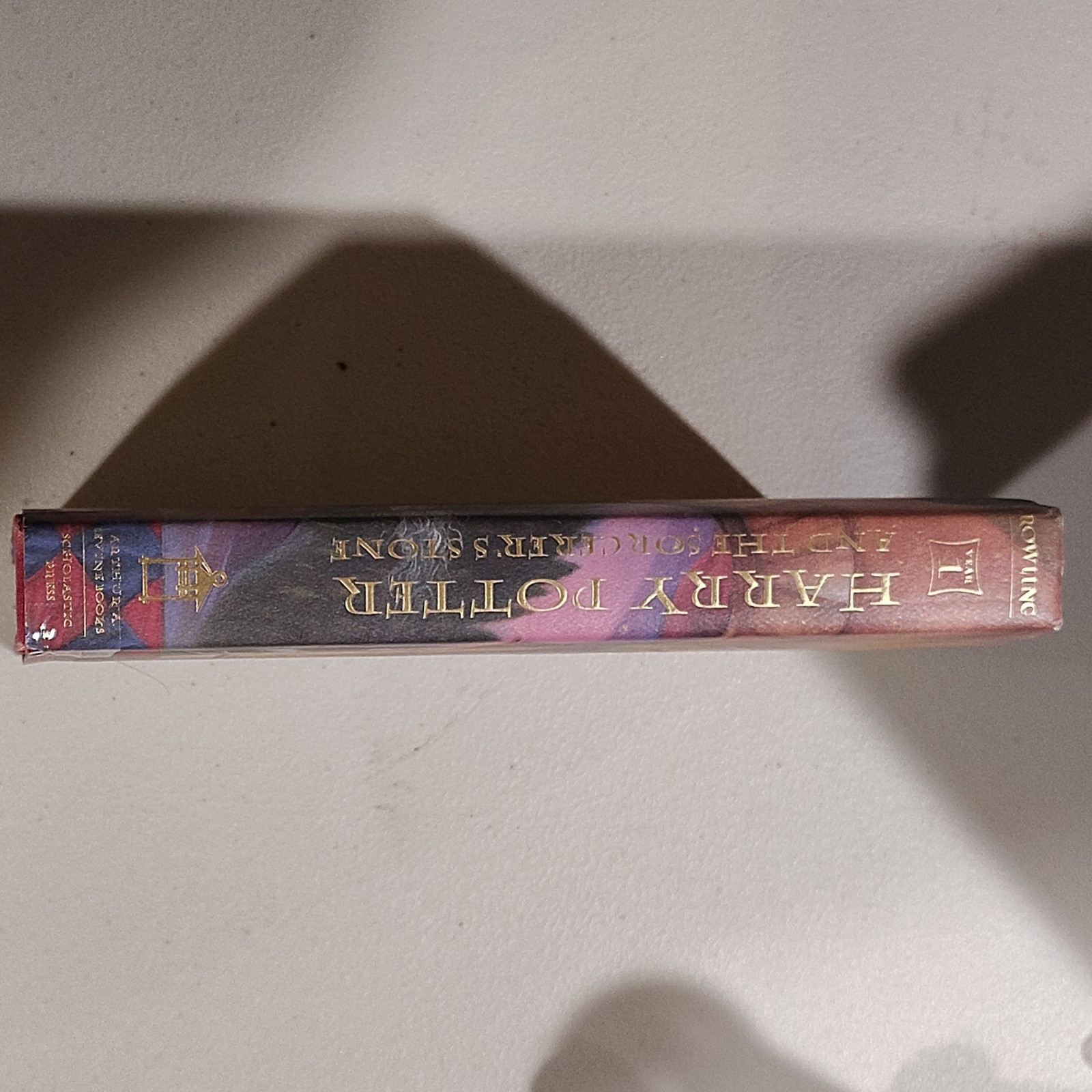 Harry Potter and The Sorcerer’s Stone First Edition 1998 HardCover 309 page Var.