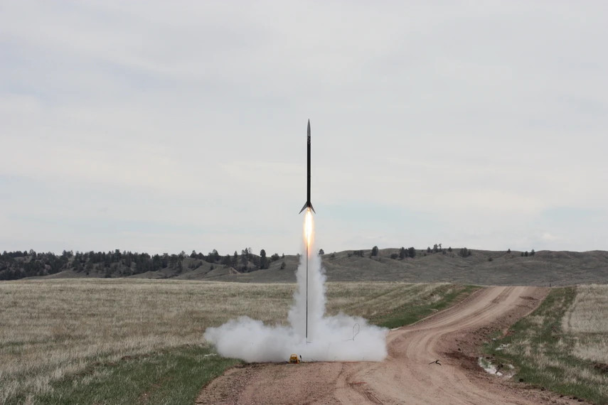 How To Make Amateur Rockets – 2nd Edition Book With Design Software and Video