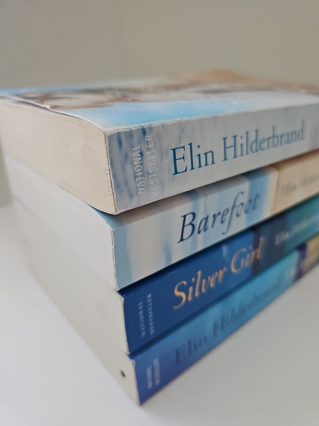 Elin Hilderbrand Lot Of 4 Books