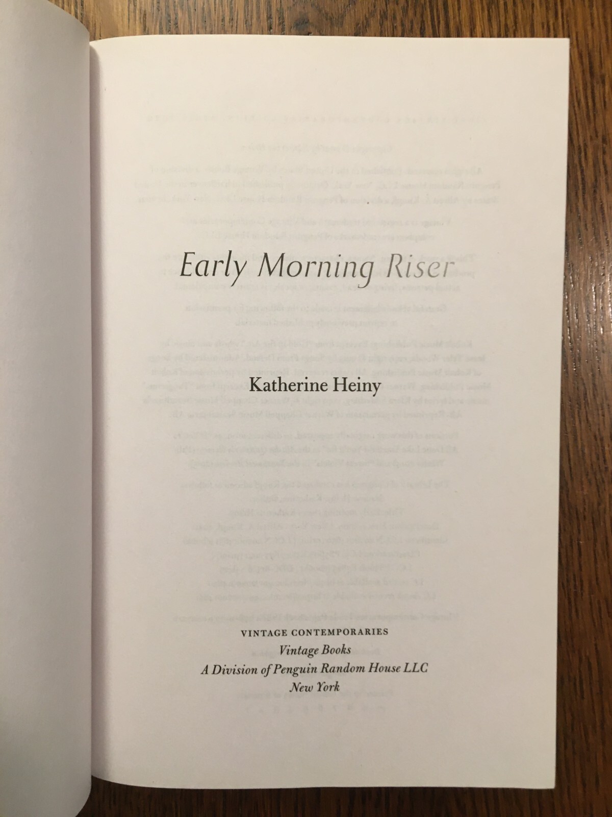 Early Morning Riser: A Novel by Katherine Heiny (2022, TPB) LIKE NEW