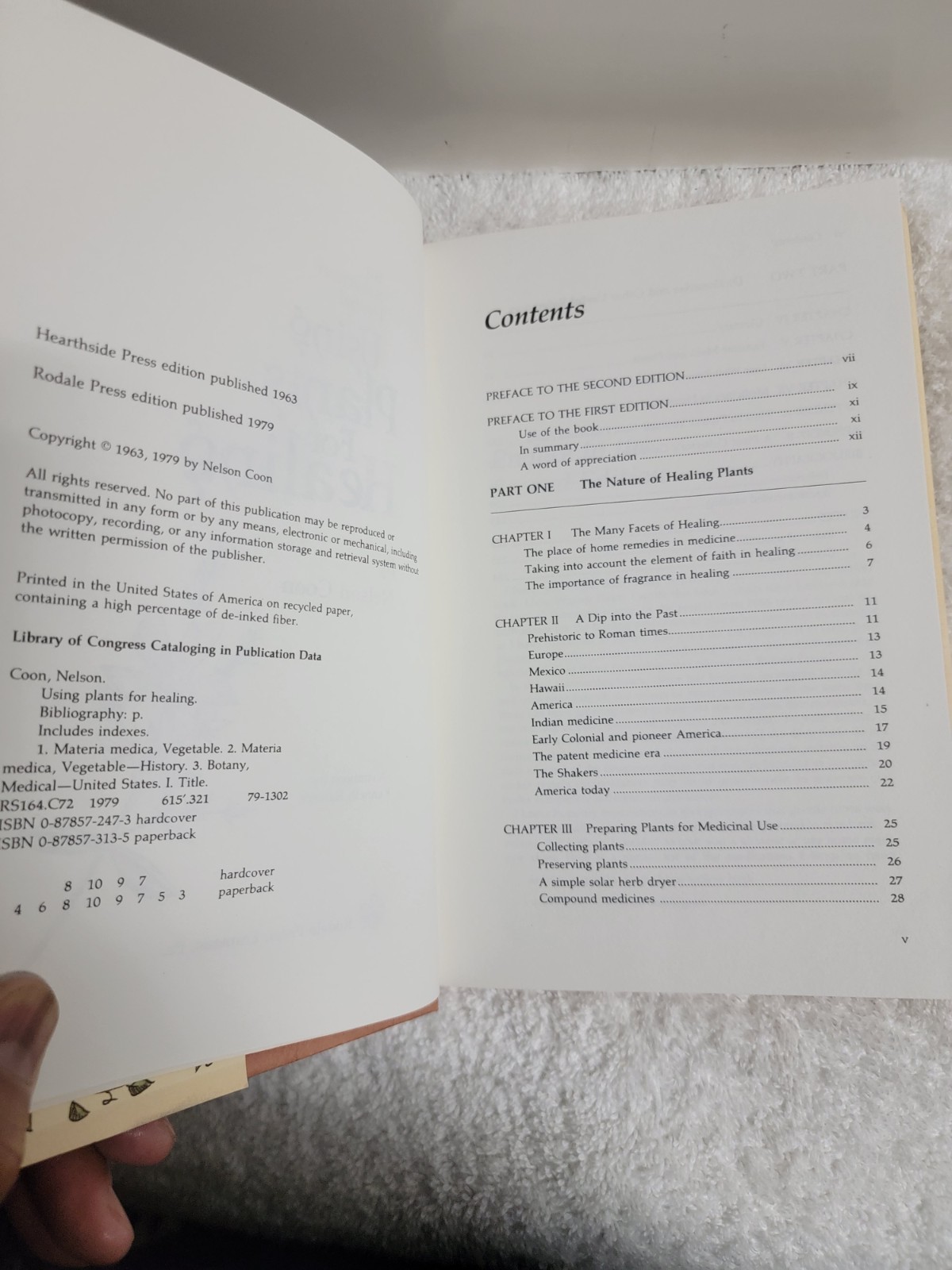 Using plants for healing: An American herbal Vintage 1963 LIKE NEW!