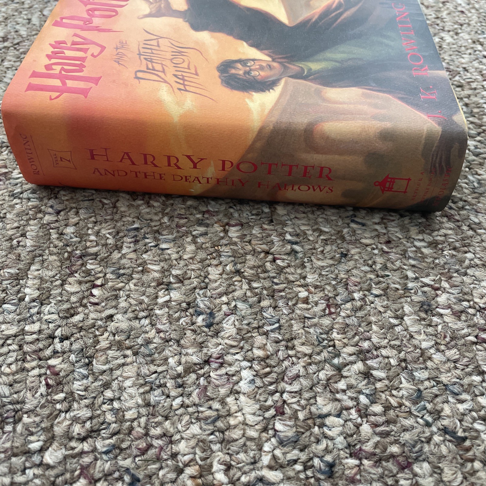 First Edition USA 1st Print Harry Potter & The Deathly Hallows 759 pages