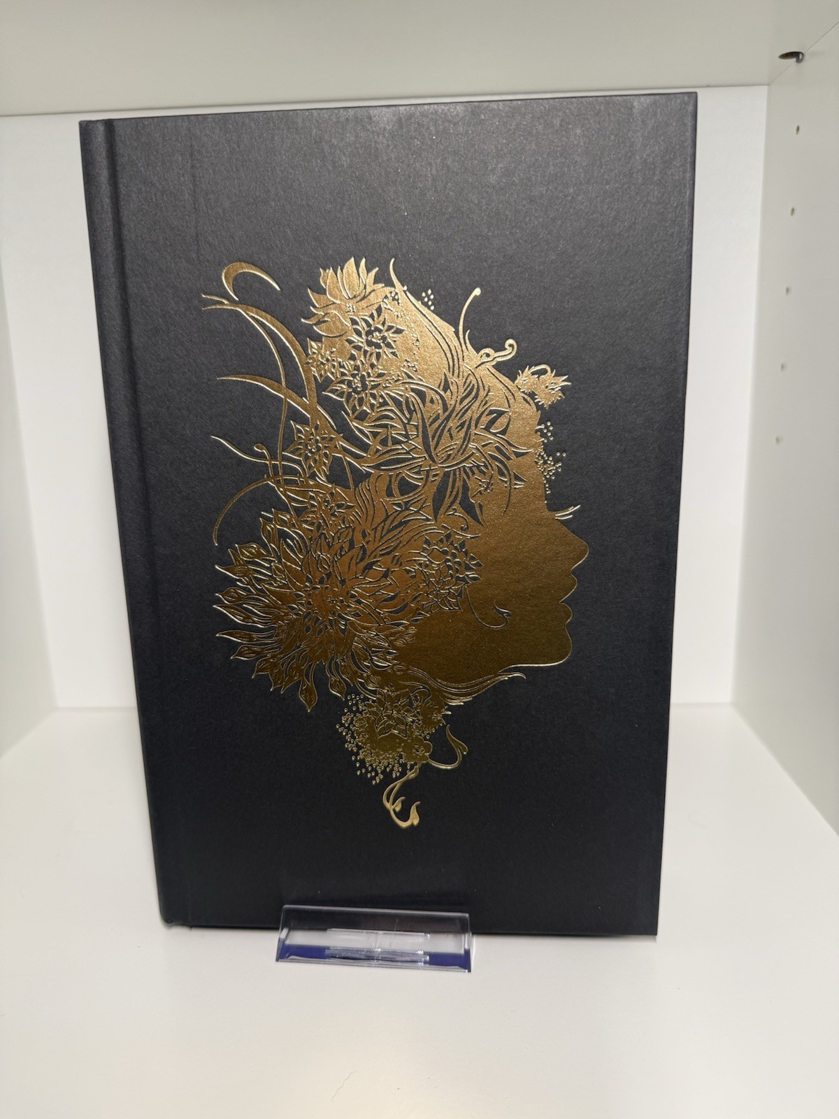 *SIGNED* Walmart Deluxe Edition of Shield of Sparrows by Devney Perry
