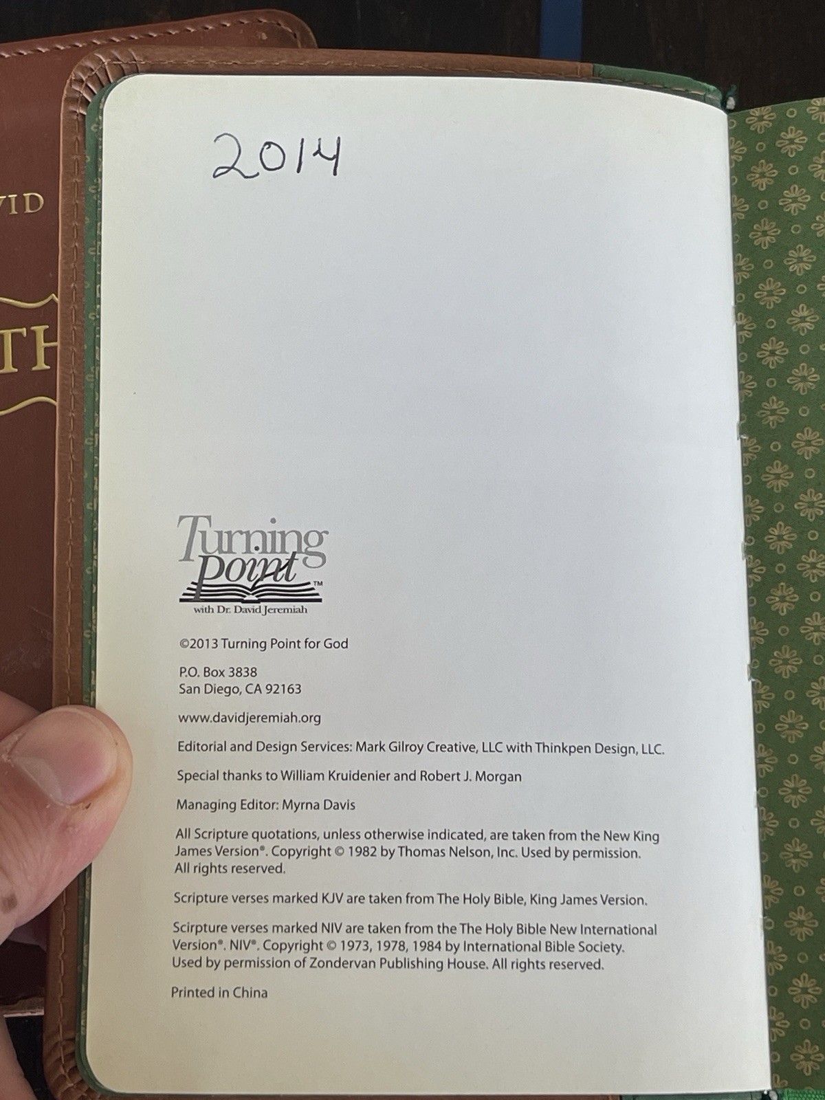 Lot of 8 Faux Leather Daily Devotional Books By David Jeremiah