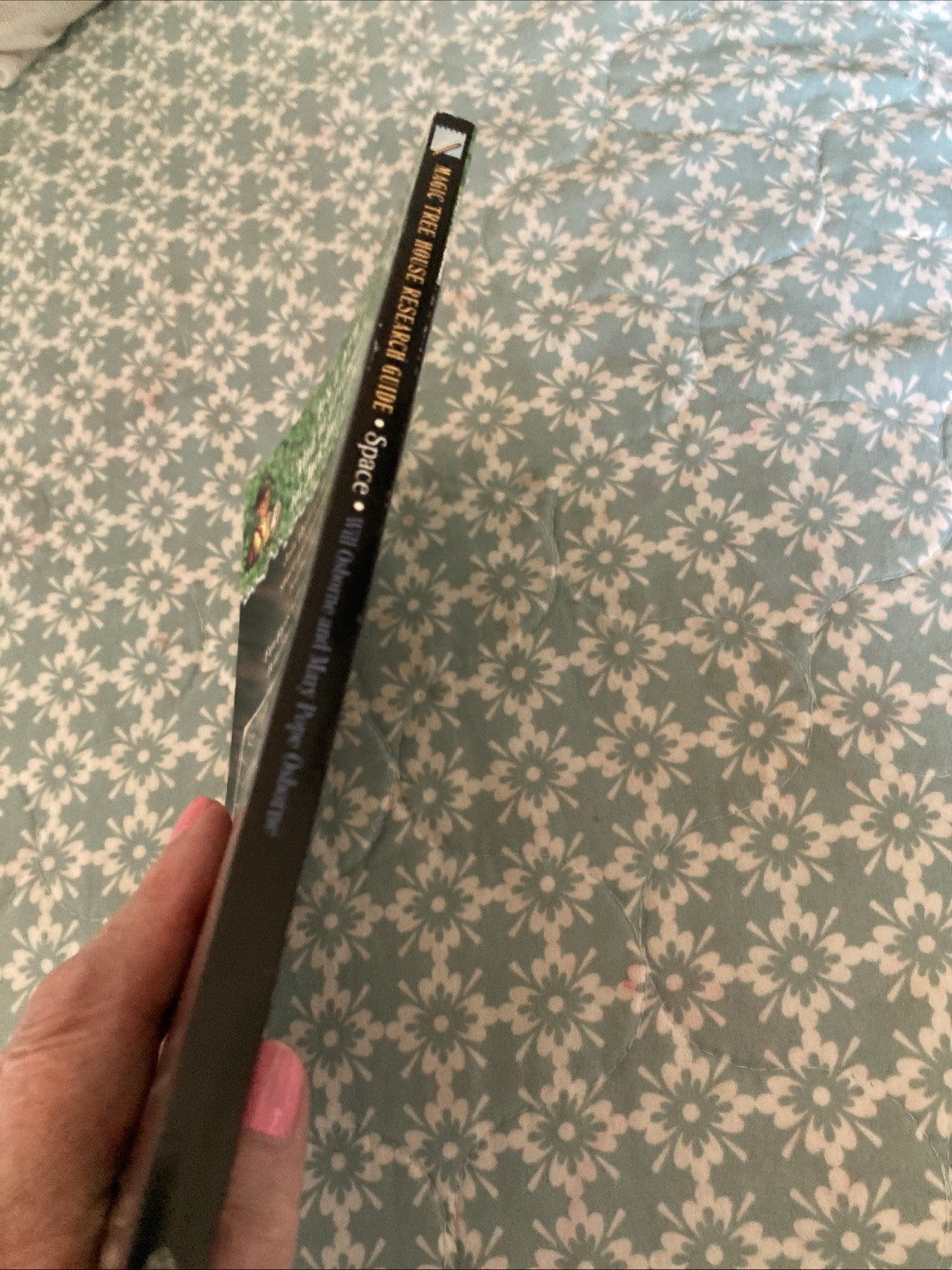 Space: A Nonfiction Companion to Magic Tree House #8: Midnight on the Moon