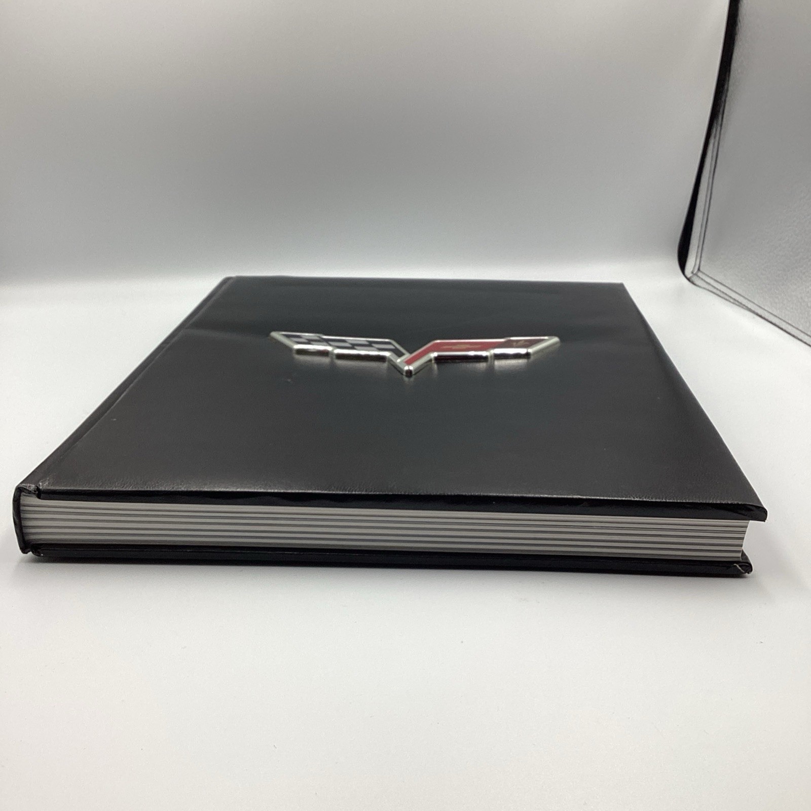 Corvette: America’s Sports Car Yesterday, Today, Tomorrow Jerry Burton 2008