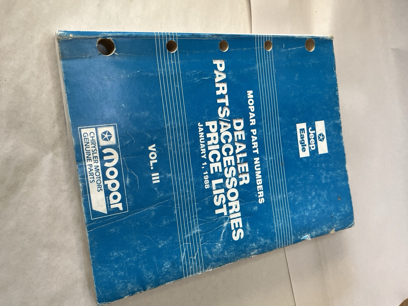 MOPAR Jeep Eagle January 1988 Parts Catalog Parts Dept. Dealership Books SL