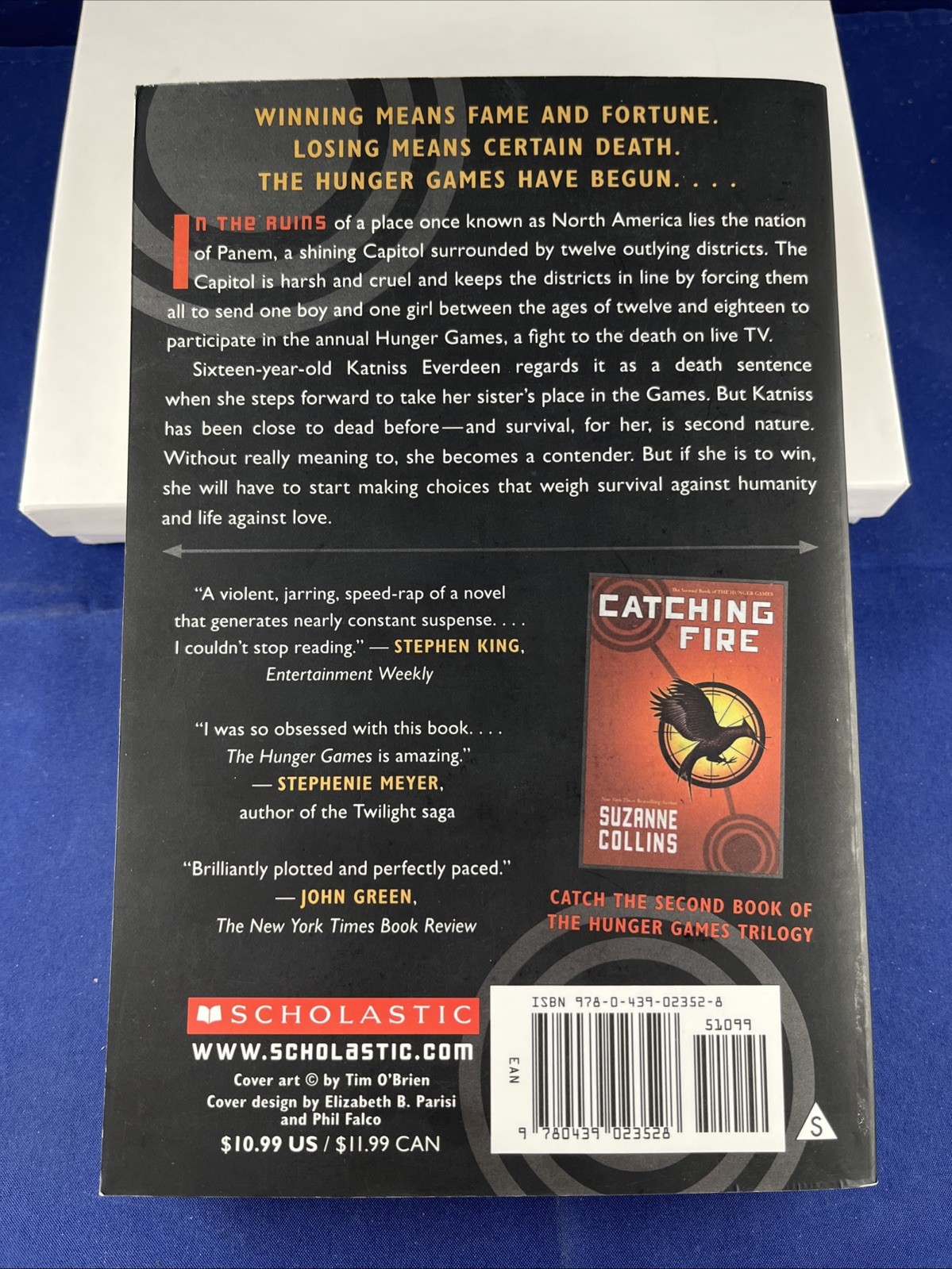 The Hunger Games (Book 1) – Paperback By Suzanne Collins Excellent Used