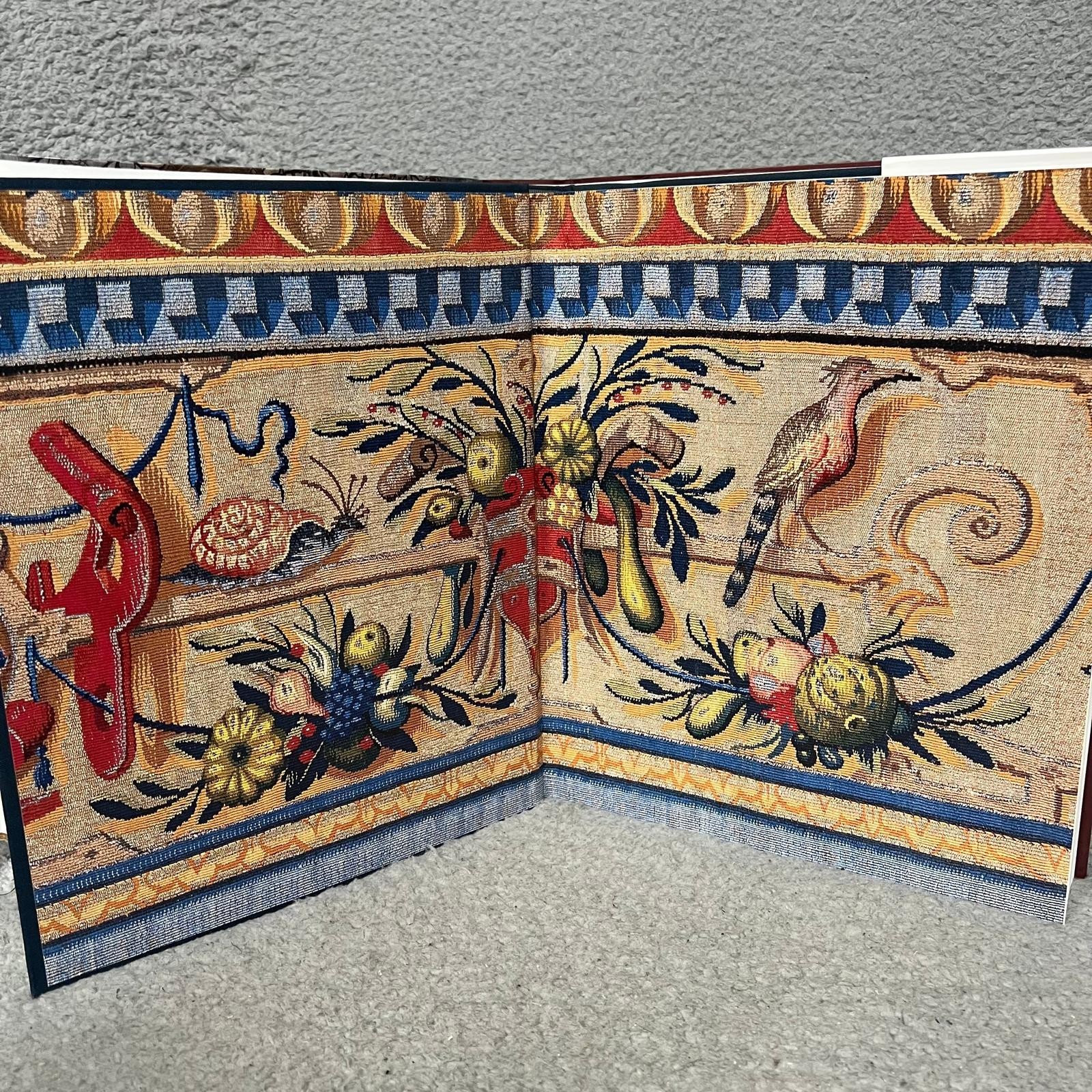 Tapestry in the Renaissance (Signed): Art and Magnificence by Thomas P. Campbell