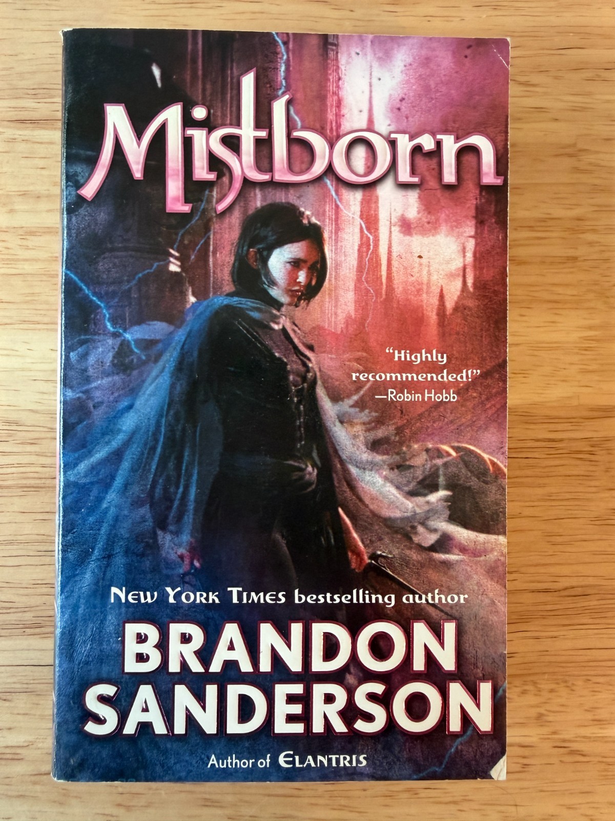 Mistborn Trilogy Box Set – Mistborn, The Well of Ascension, The Hero of Ages