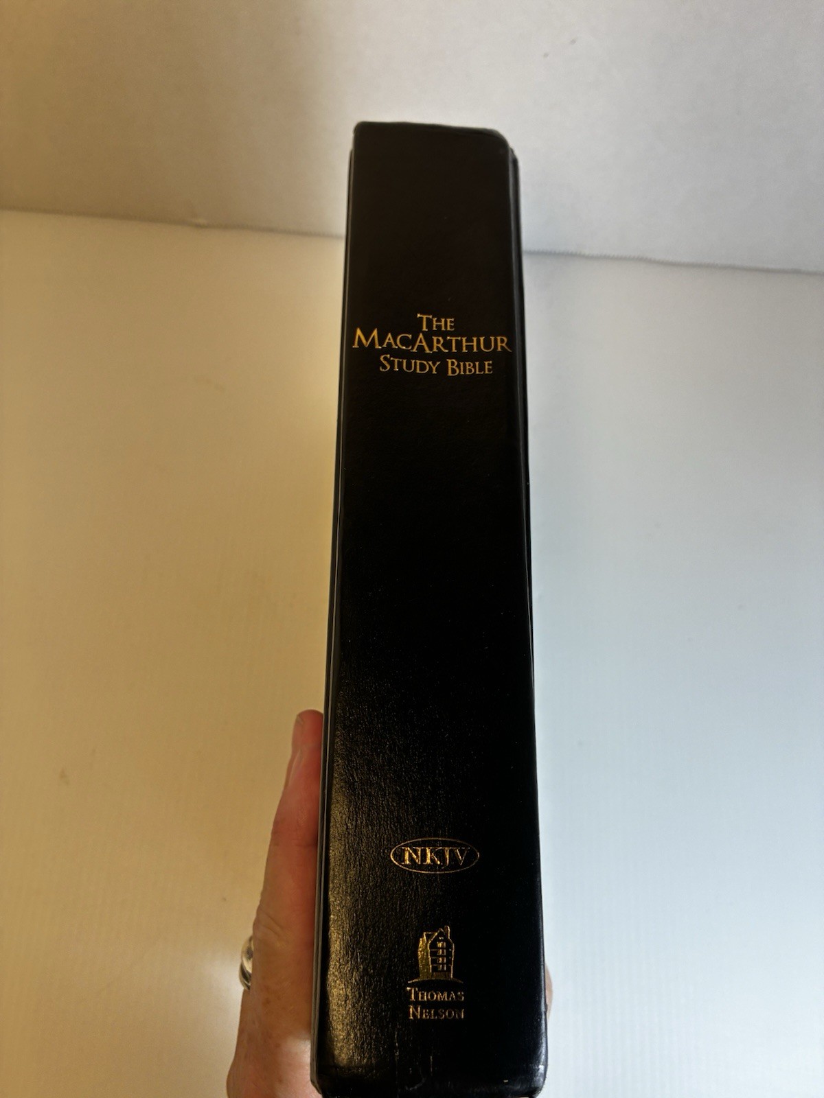 The MacArthur Study Bible John MacArthur NKJV Thomas Nelson Black Hardcover