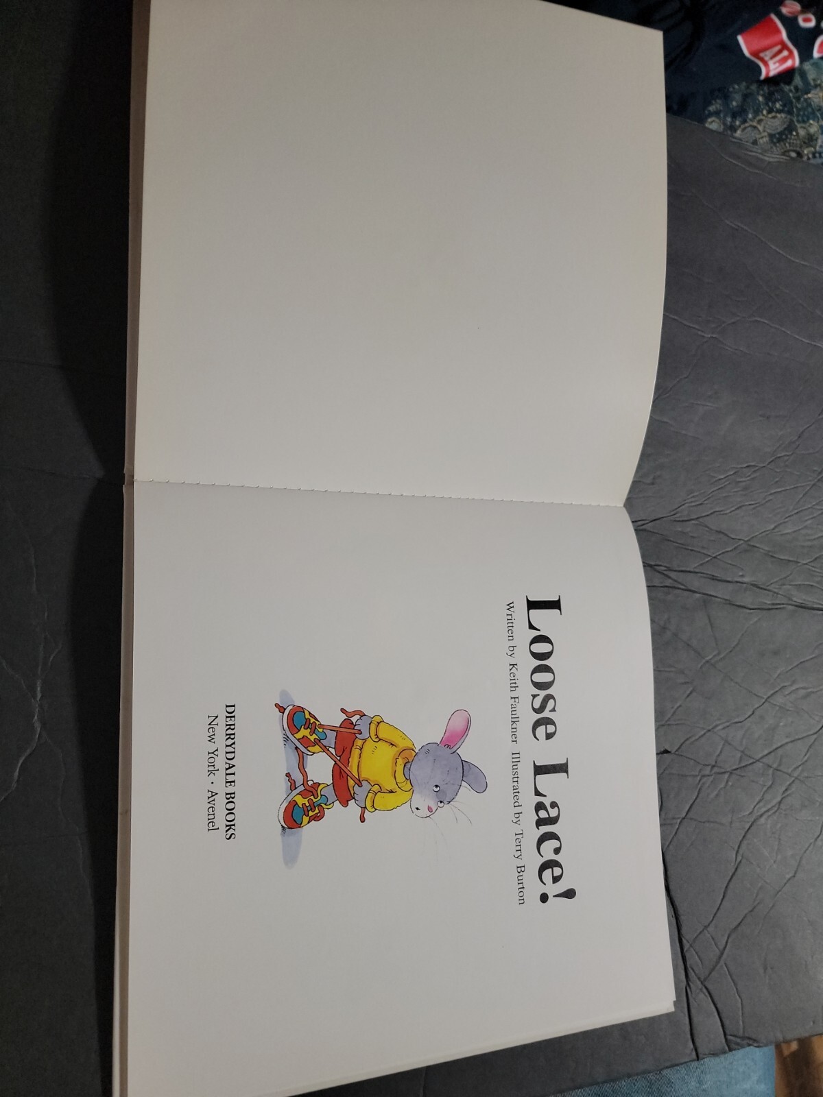 Loose Lace! by RH Disney Staff and Keith Faulkner (1996, Hardcover)