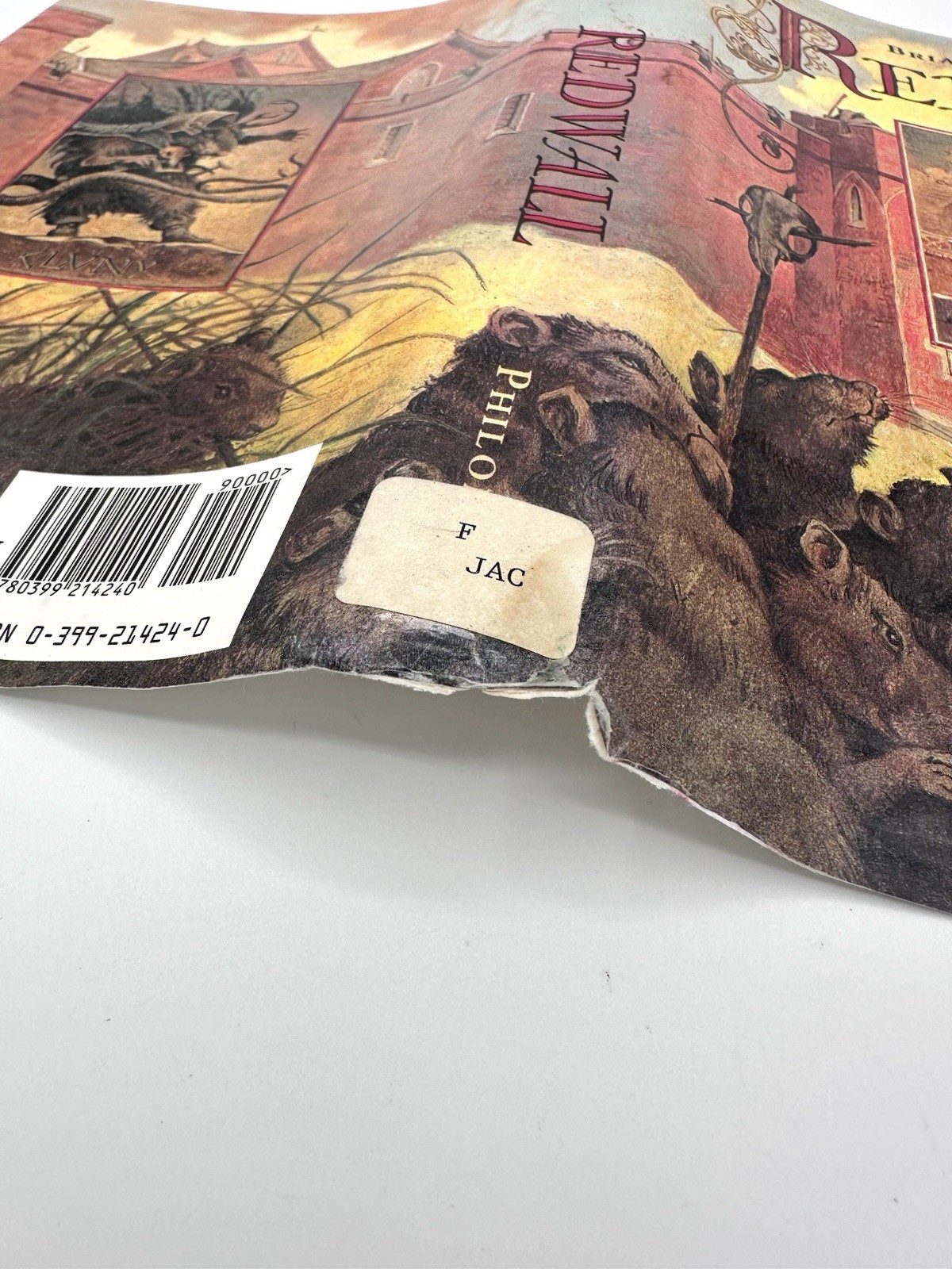 Redwall by Brain Jacques Hardcover 1st American Printing 14th Impression HD DJ