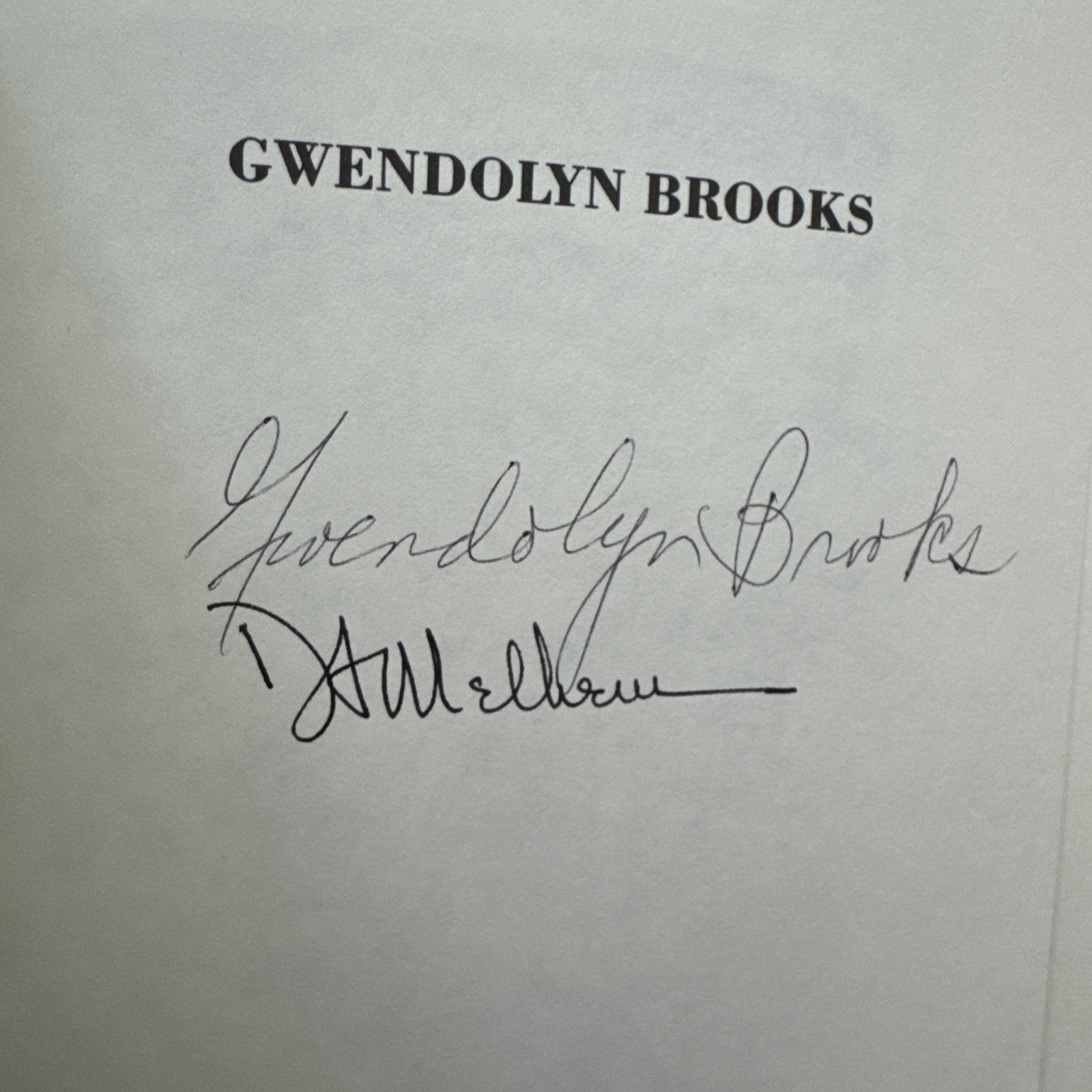 SIGNED Gwendolyn Brooks Poetry & the Heroic Voice HC DJ – Ex Library