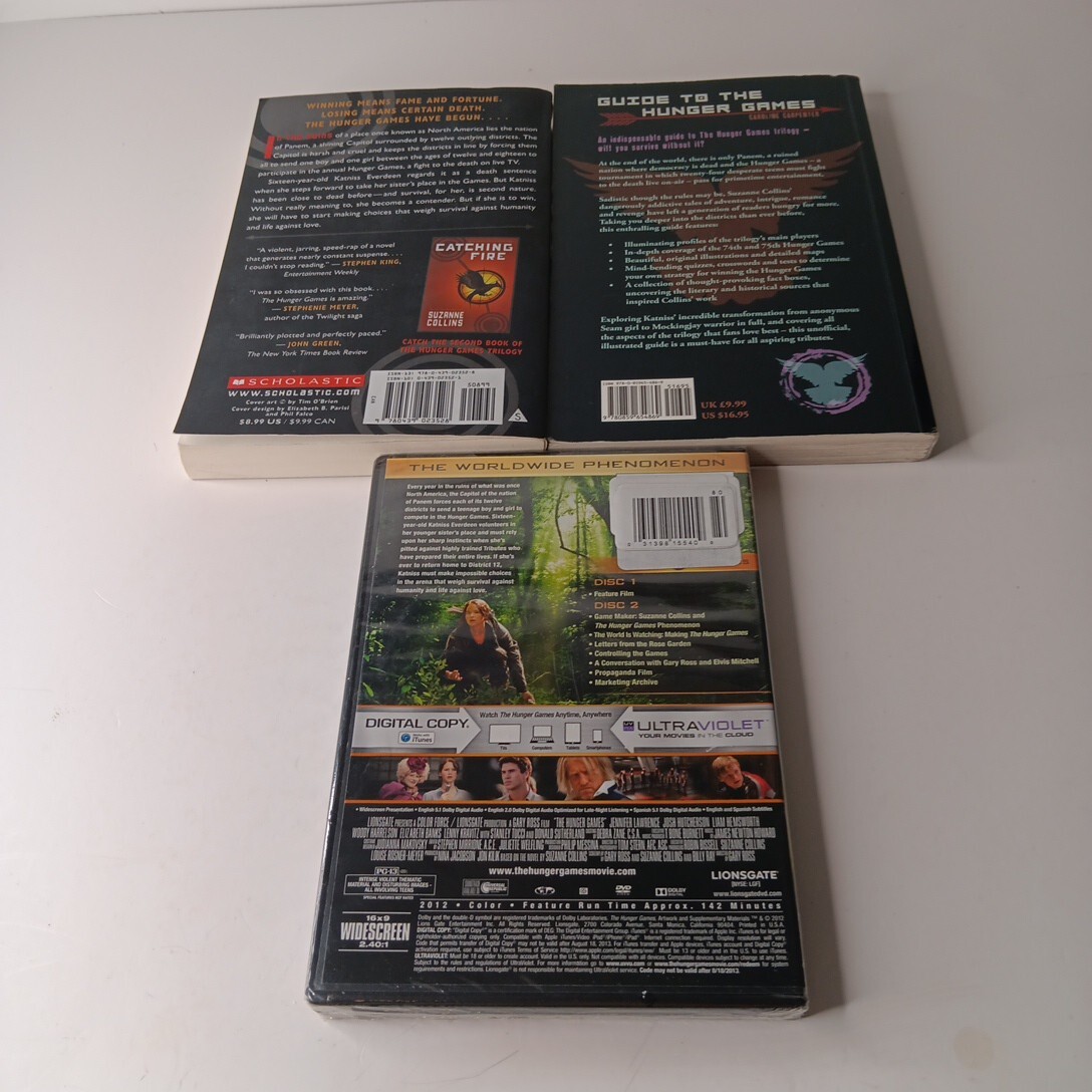 The Hunger Games (Book 1) + Guide To The Hunger Games + DVD