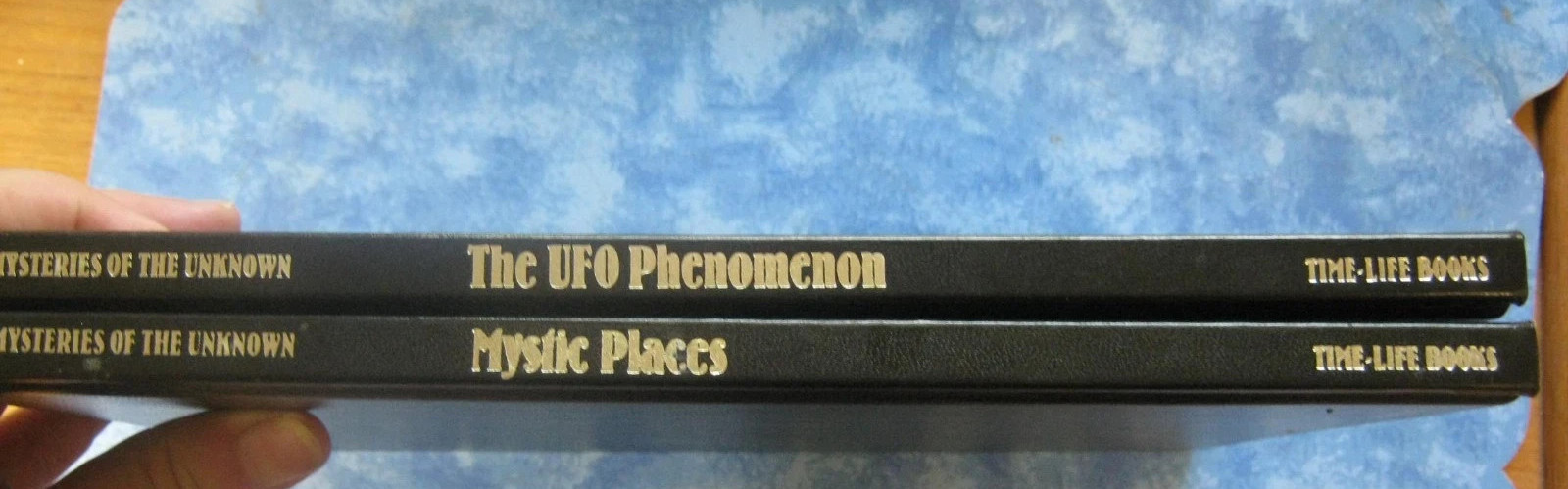 LOT OF 2 MYSTERIES OF THE UNKNOWN Mystic Places & UFOs TIME LIFE HC BOXED SET