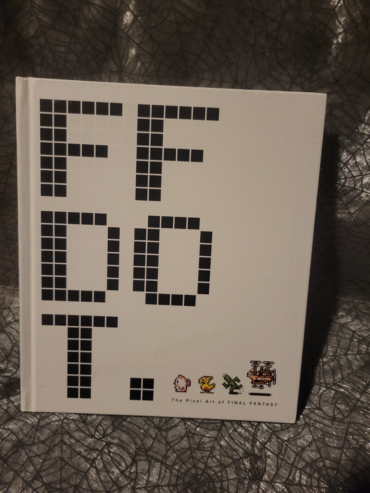FF DOT. the Pixel Art of Final Fantasy Square Enix 2020 Hardcover 8bit NES Game