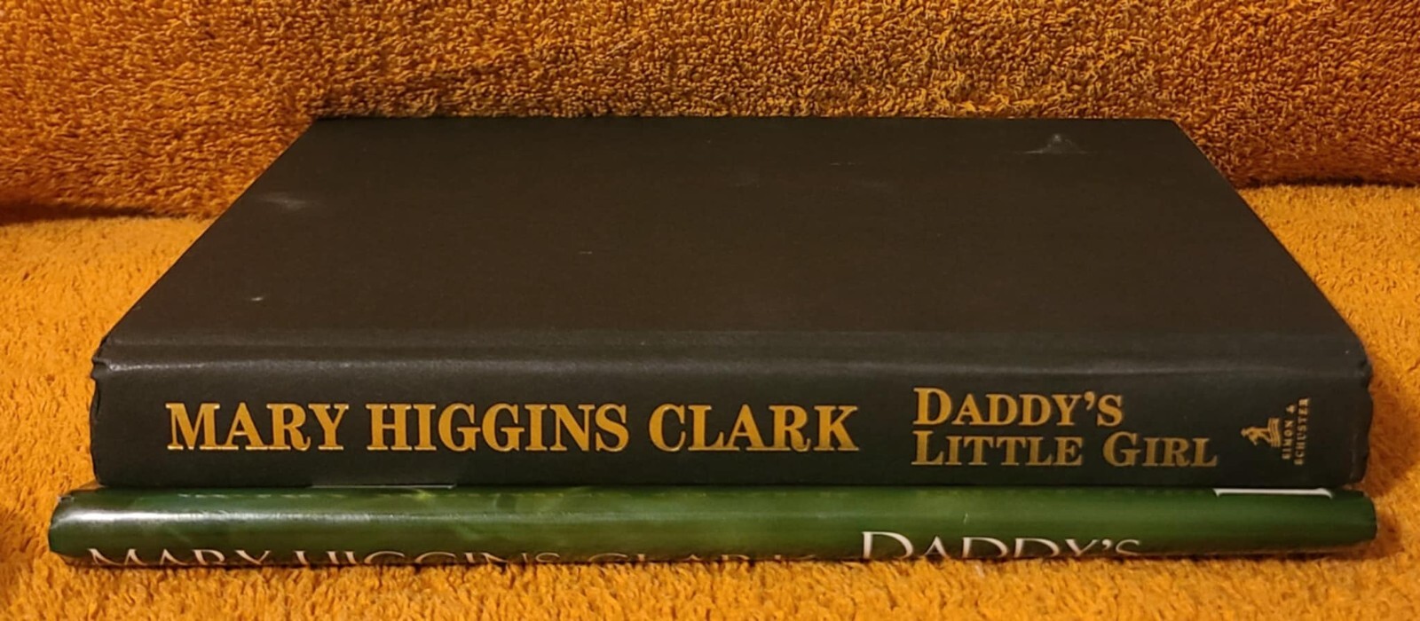 Mary Higgins Clark Lot Of 2 Books Daddy’s Little Girl HC & Piece Of My Heart PB