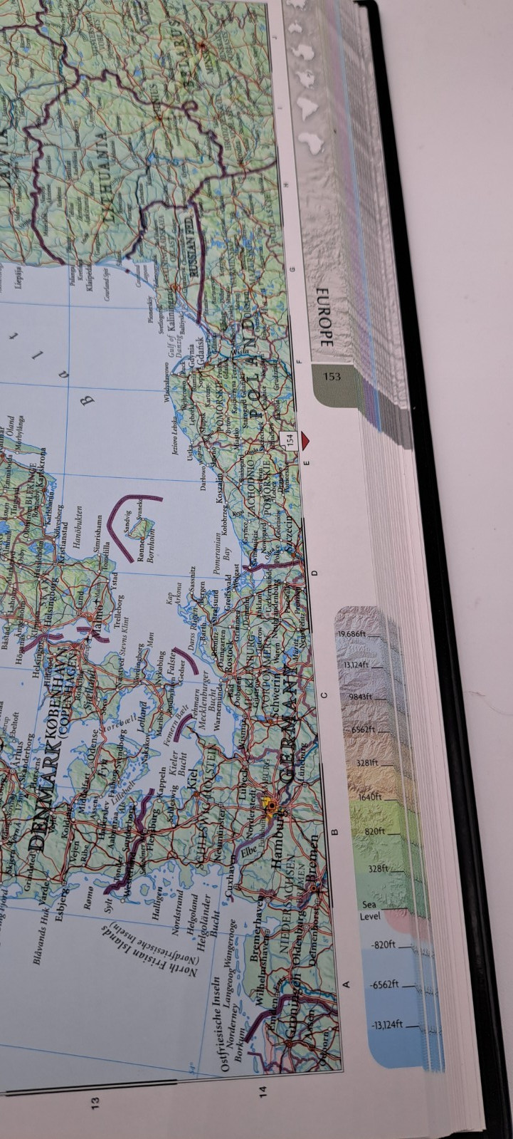 Encyclopaedia Britannica 2011 World Atlas 433 Pgs Boxed Hardcover 15″x11″ READ