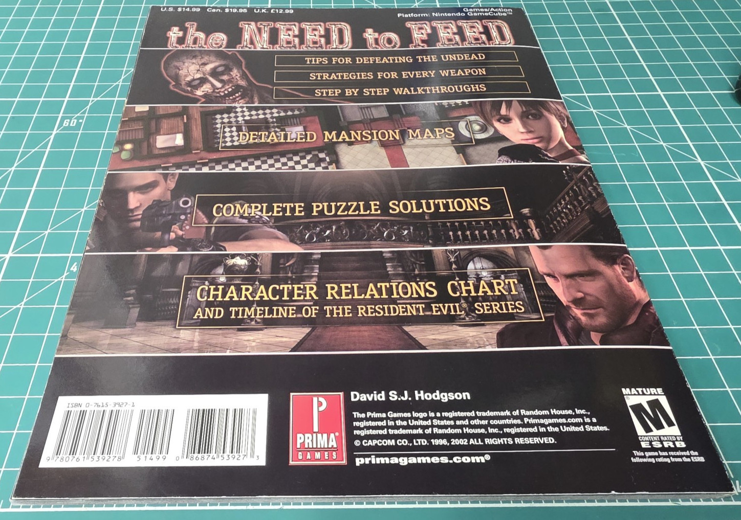Resident Evil Prima’s Official Strategy Guide Nintendo GAMECUBE w/POSTER – RARE!