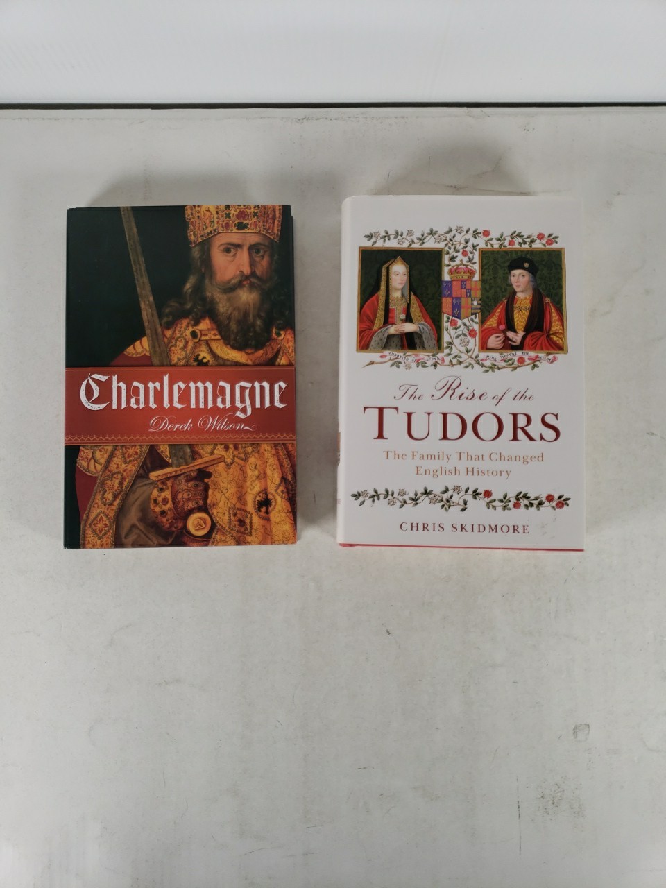 British Royalty, Charlemayne, Tudors, Queen Elizabeth (9 Book Lot) Templars