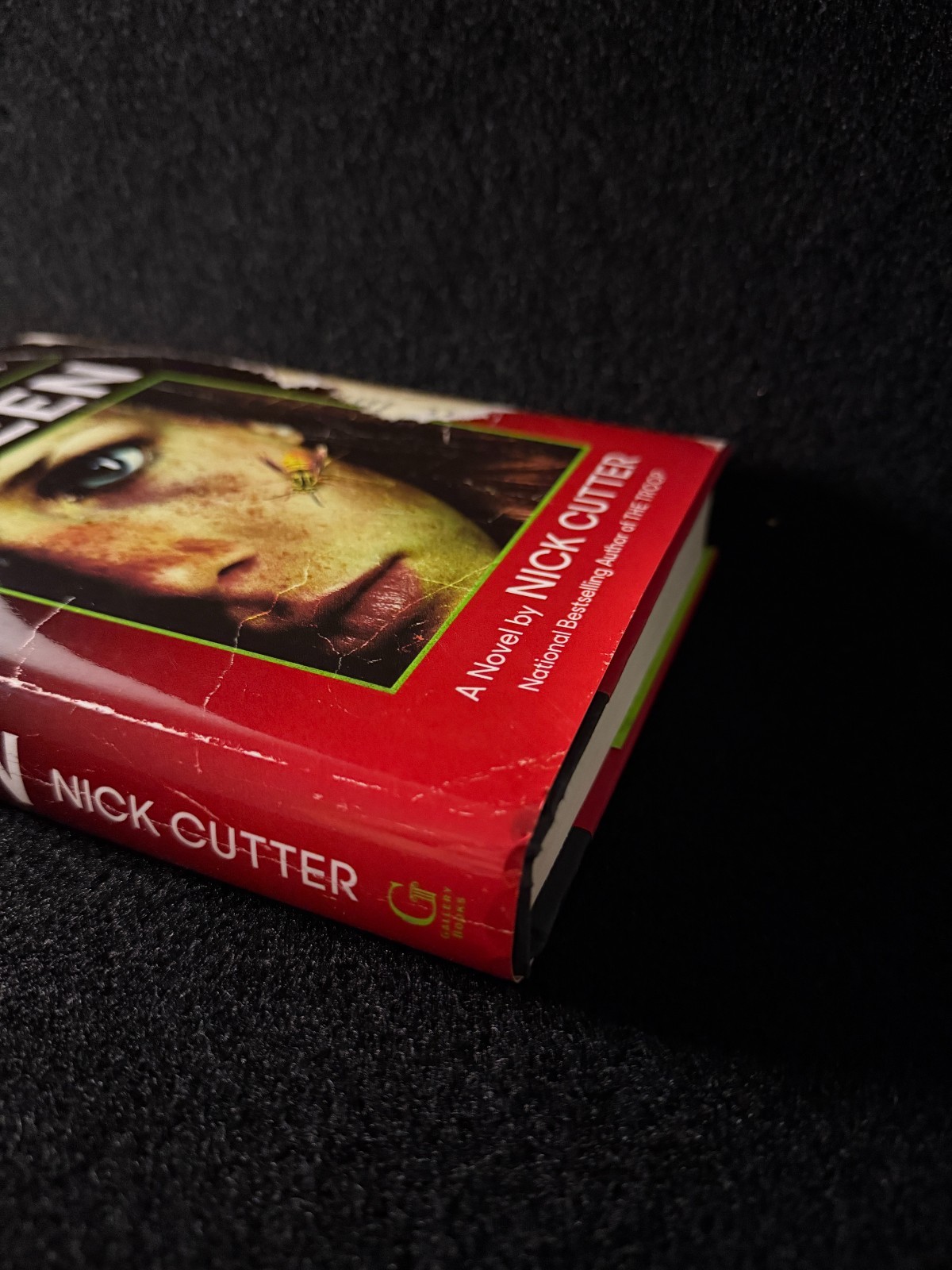 Queen : A Novel by Nick Cutter (2024, Hardcover)