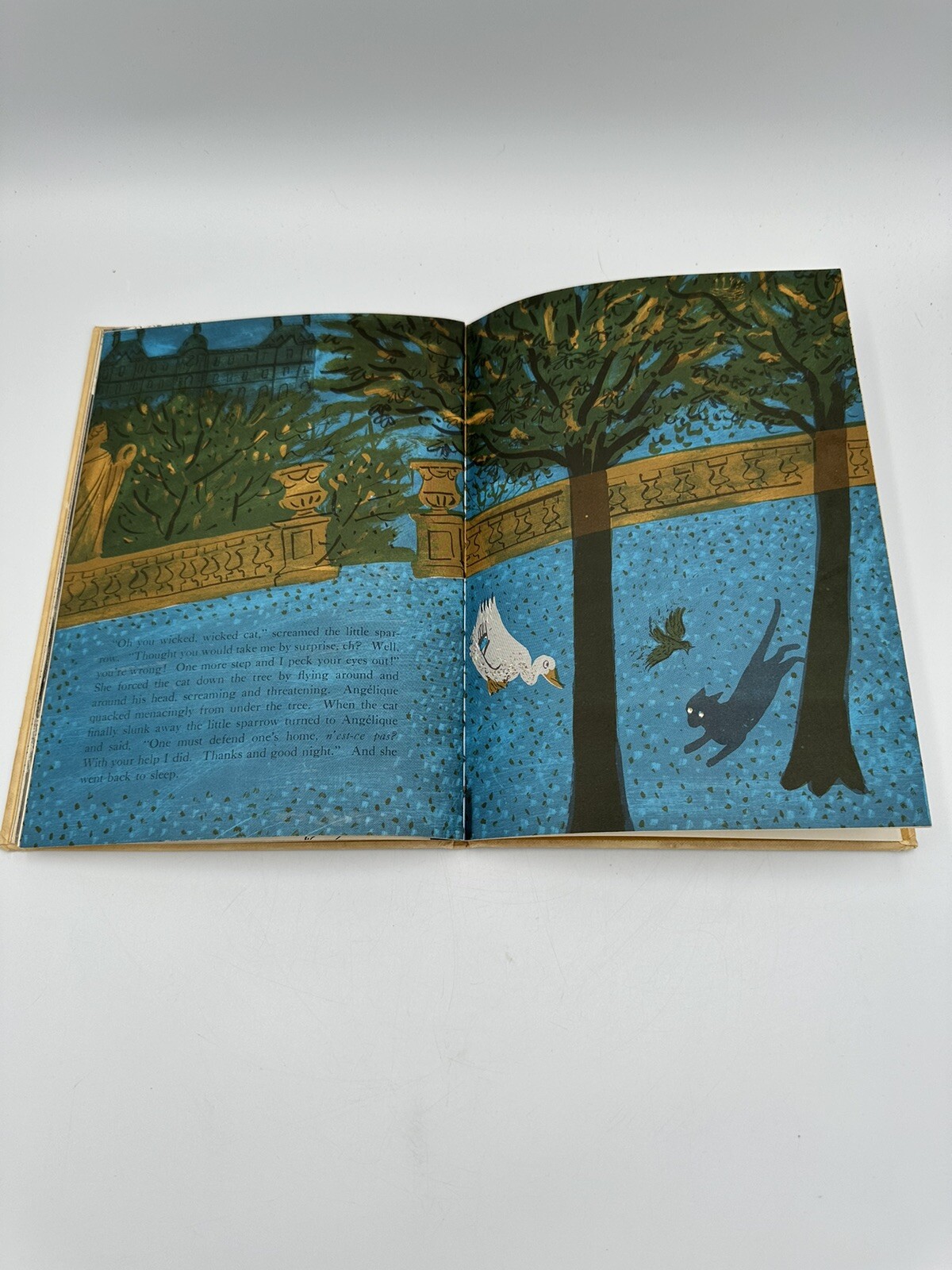 Angelique by Janice & Roger Duvoisin 1960 1st Ed. HC Vintage Childrens Book Kids