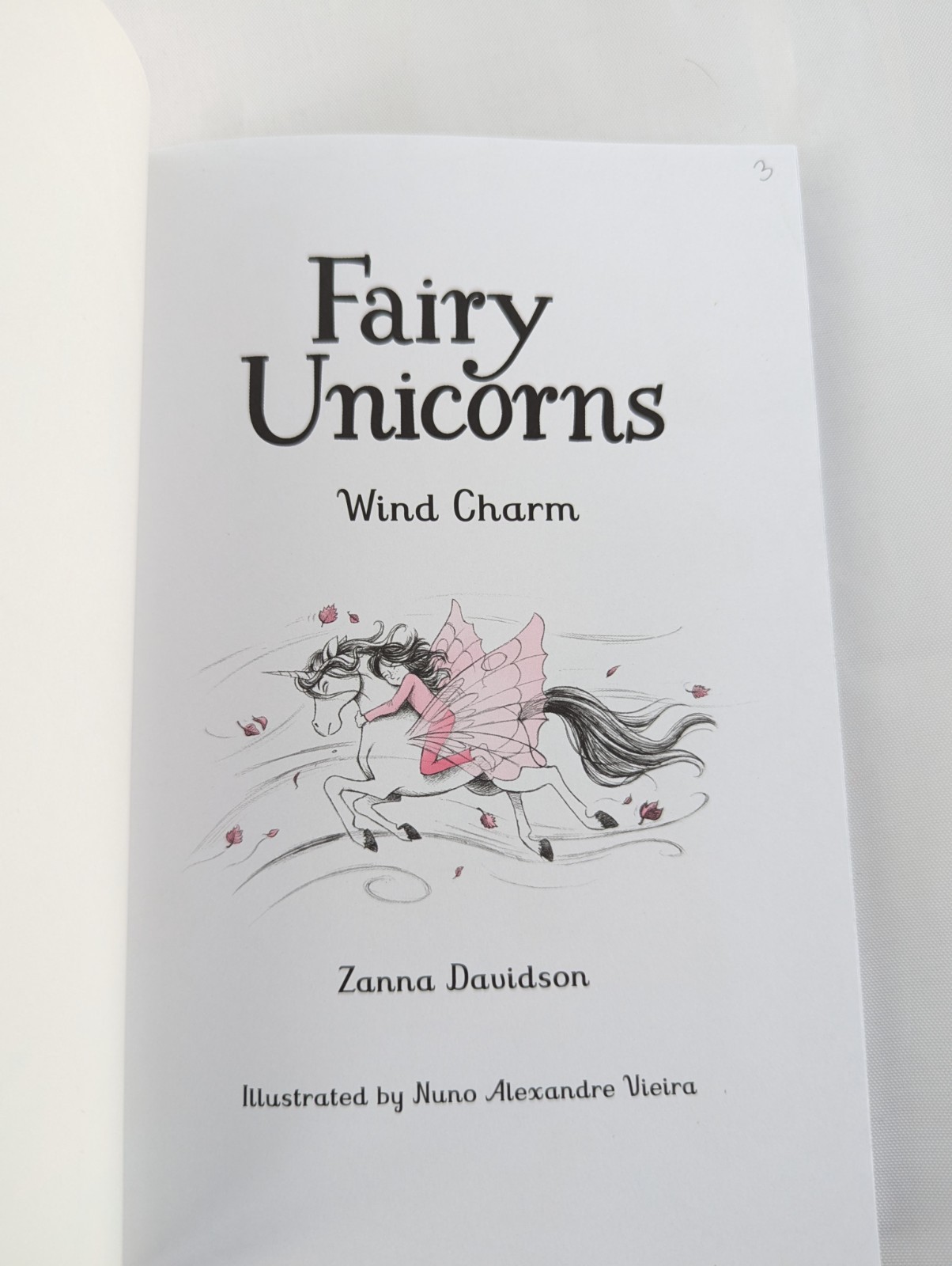 Fairy Unicorns Series Paperback Books Lot (3) –Zanna Davidson