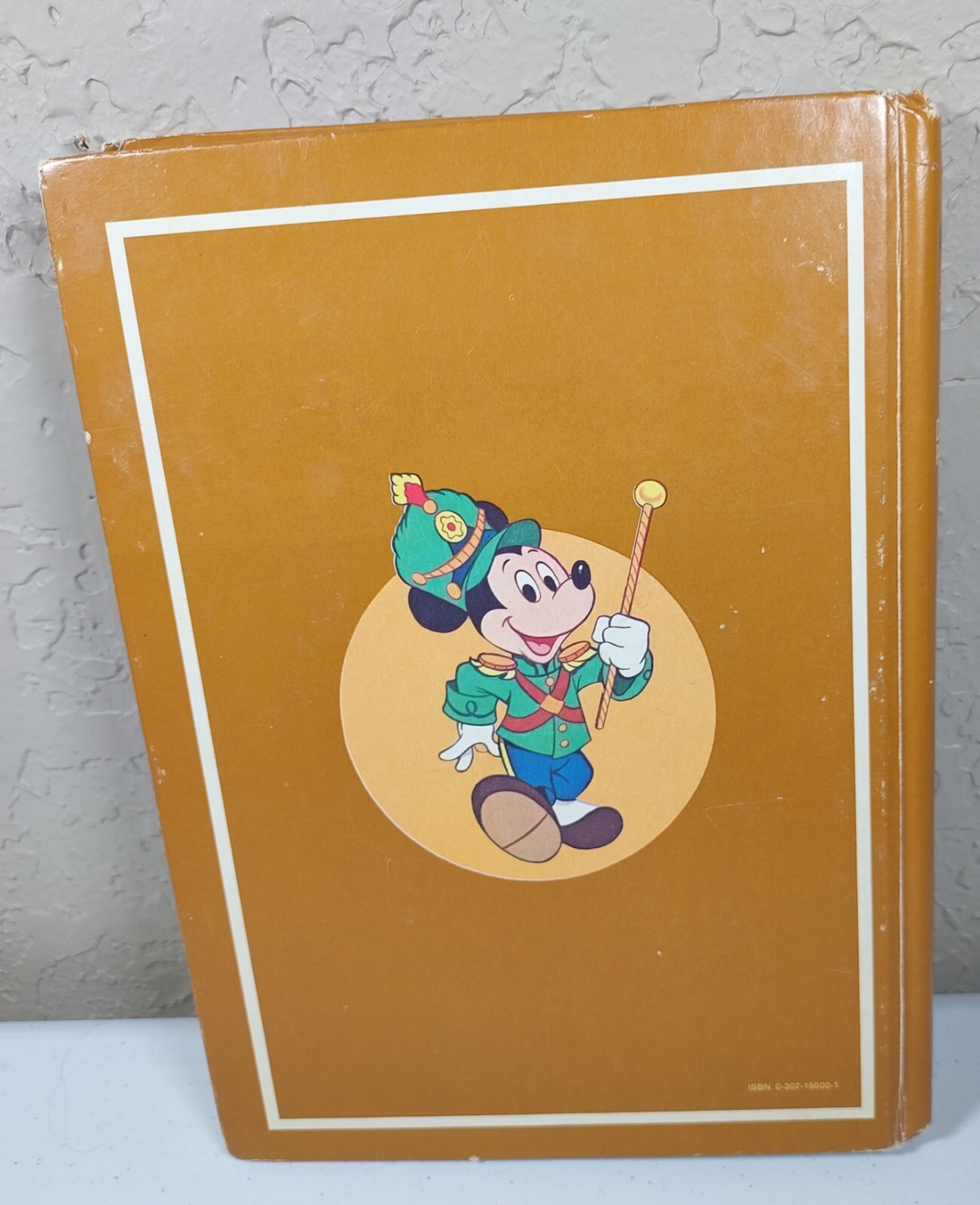 Lot Of 6 VTG HC Books (3) The WALT DISNEY PARADE & (3) WONDERFUL WORLD OF Disney