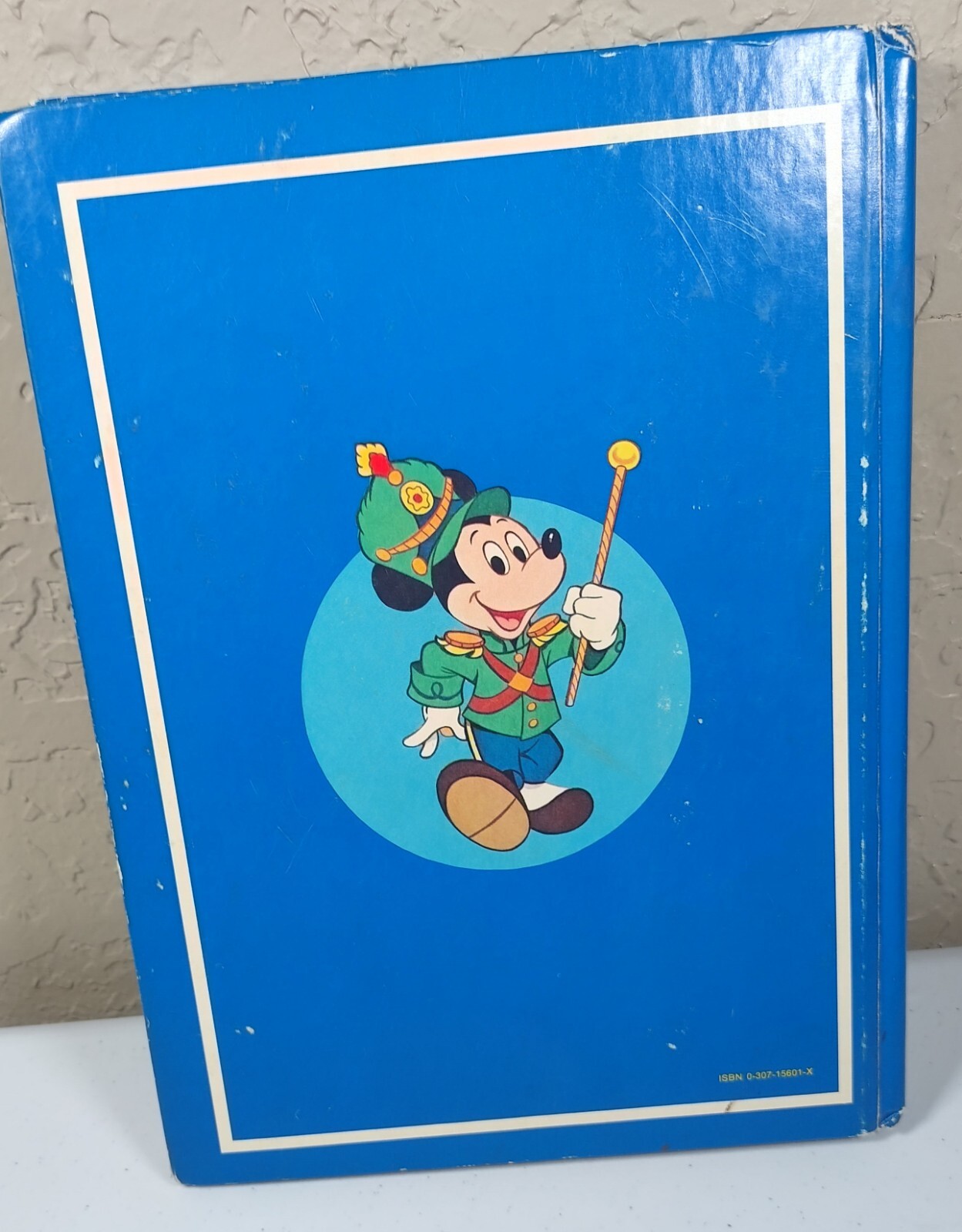 Lot Of 6 VTG HC Books (3) The WALT DISNEY PARADE & (3) WONDERFUL WORLD OF Disney
