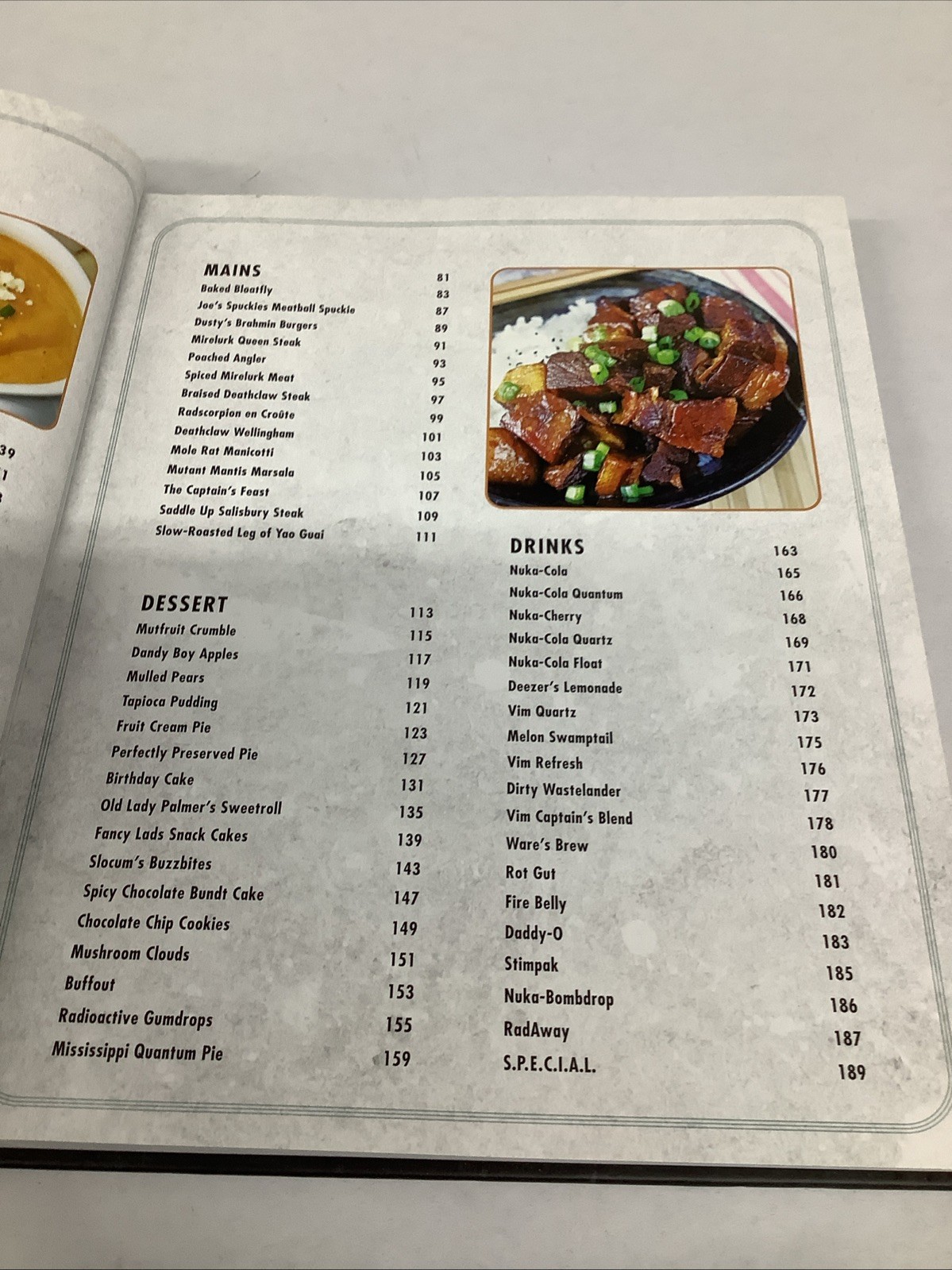 Fallout: the Vault Dweller’s Official Cookbook by Victoria Rosenthal (2018,…