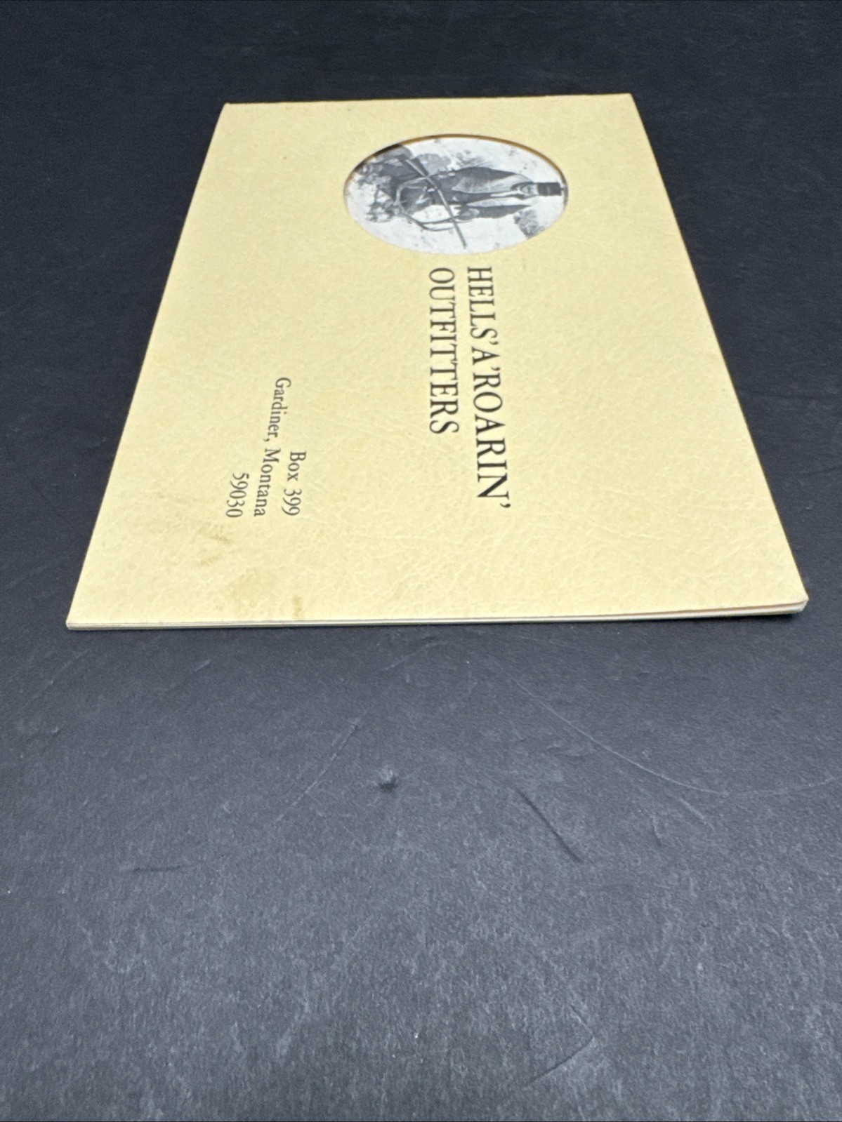 Hells ‘A’ Roarin Outfitters Hunting Pamplet – Vintage Paperback 20 Pages