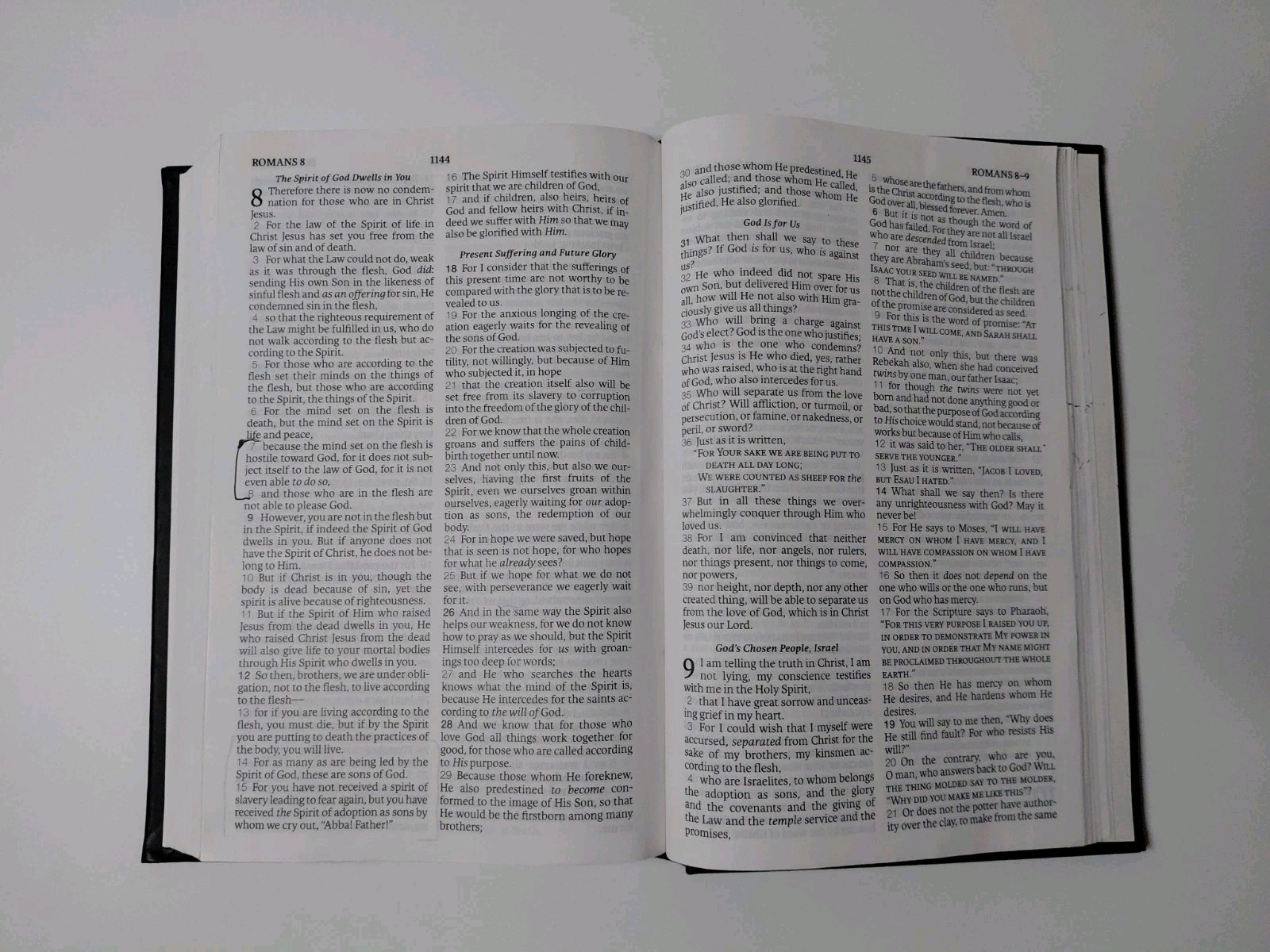 LSB Holy Bible Black Hardcover: Legacy Standard Bible 2 Column Verse By Verse