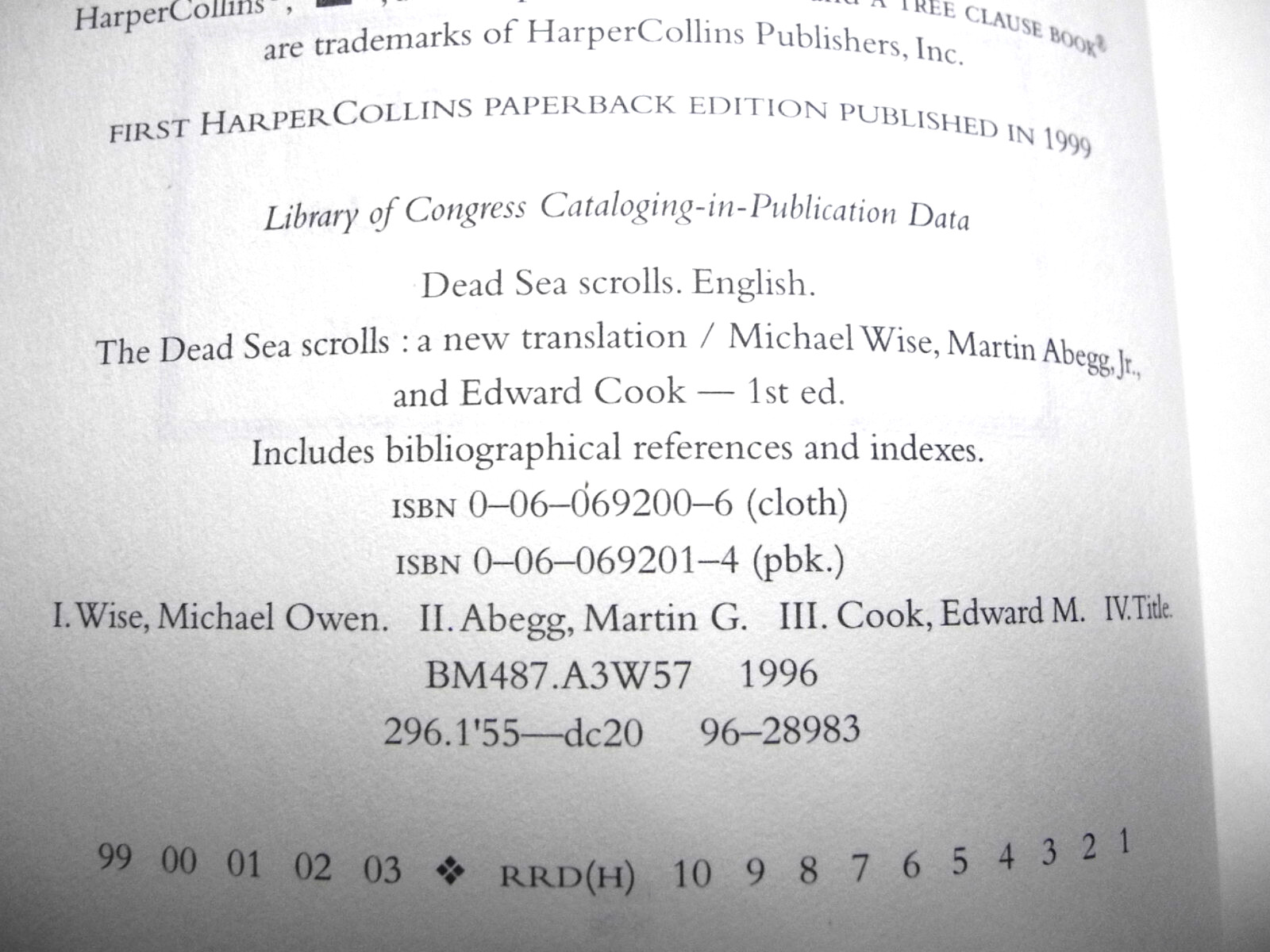 The Dead Sea Scrolls. a New Translation Michael O. Wise; Jr. Martin G. Abegg…