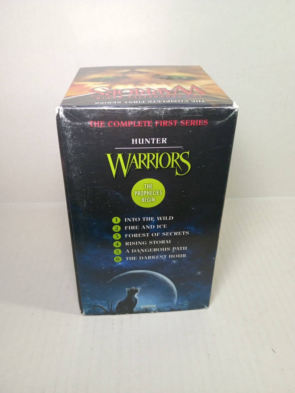 Warriors Box Set: Volumes 1 to 6: Complete First Series Paperback Erin Hunter
