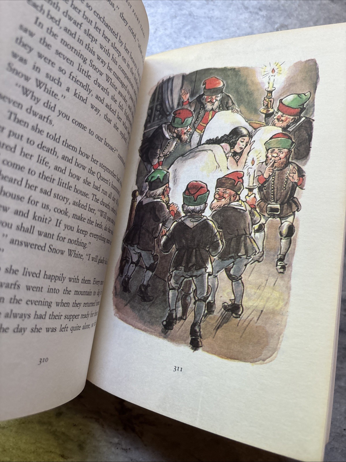 Vintage 1967 Readers Digest Worlds Best Fairy Tales Red Hardcover RD Anthology