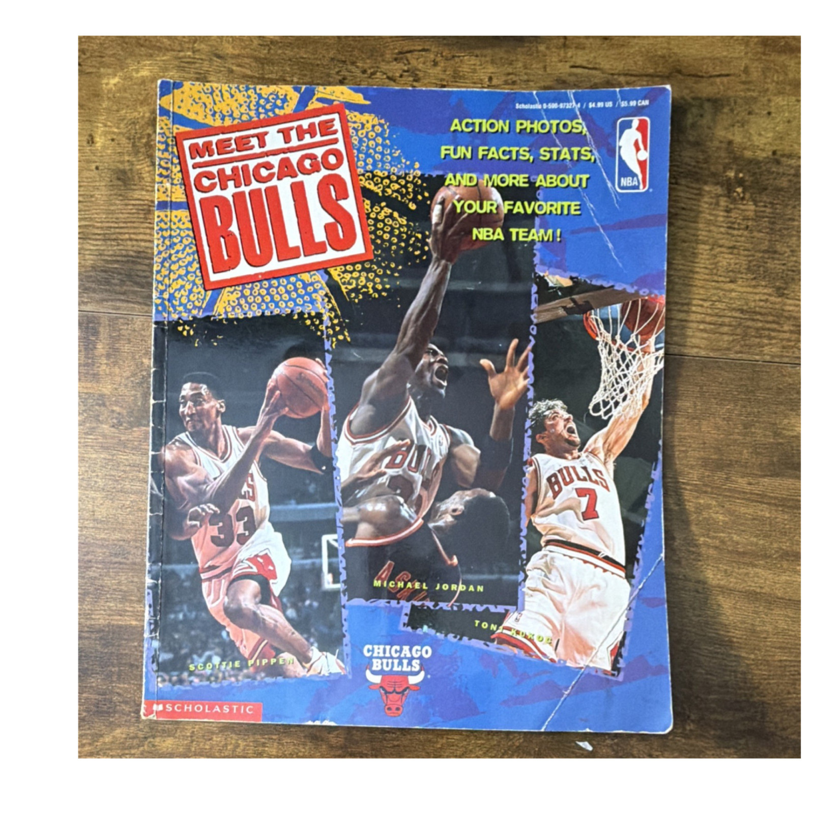 Meet the Chicago Bulls Scholastic Inc. 1990s retro vintage Michael Jordan