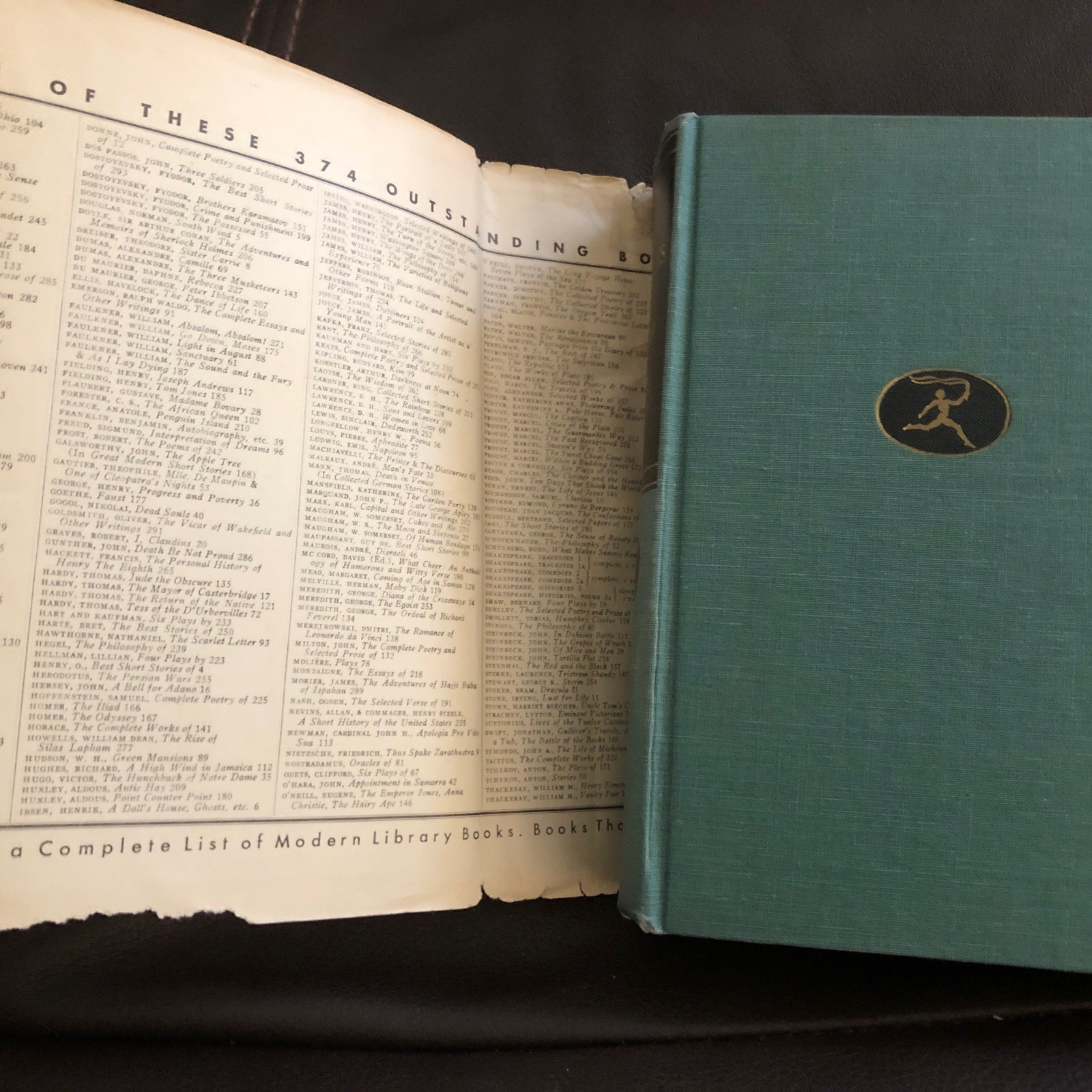 Les Miserables – Victor Hugo Unabridged, Vintage 50’s Hardcover Dust Jacket