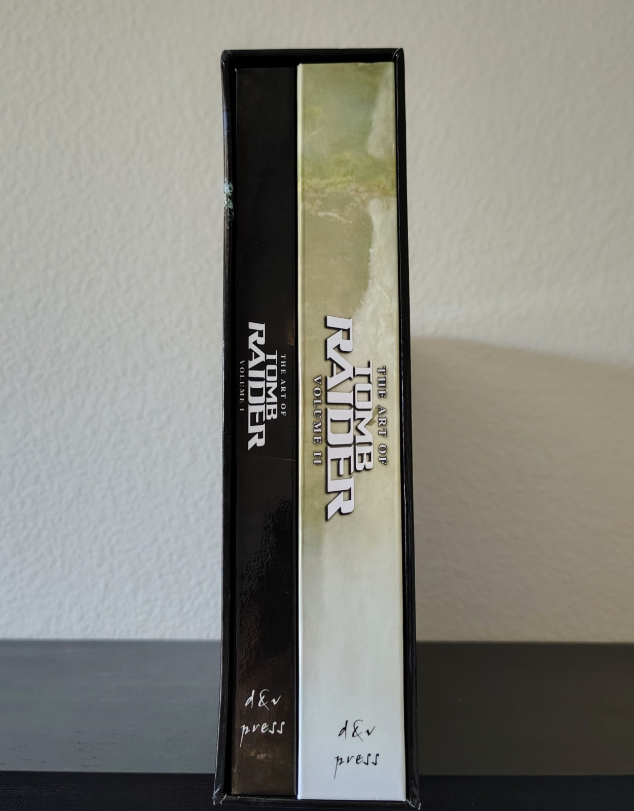 Art of Tomb Raider Hardcover Collection by Steffan Schulz and Stan Stice 2010