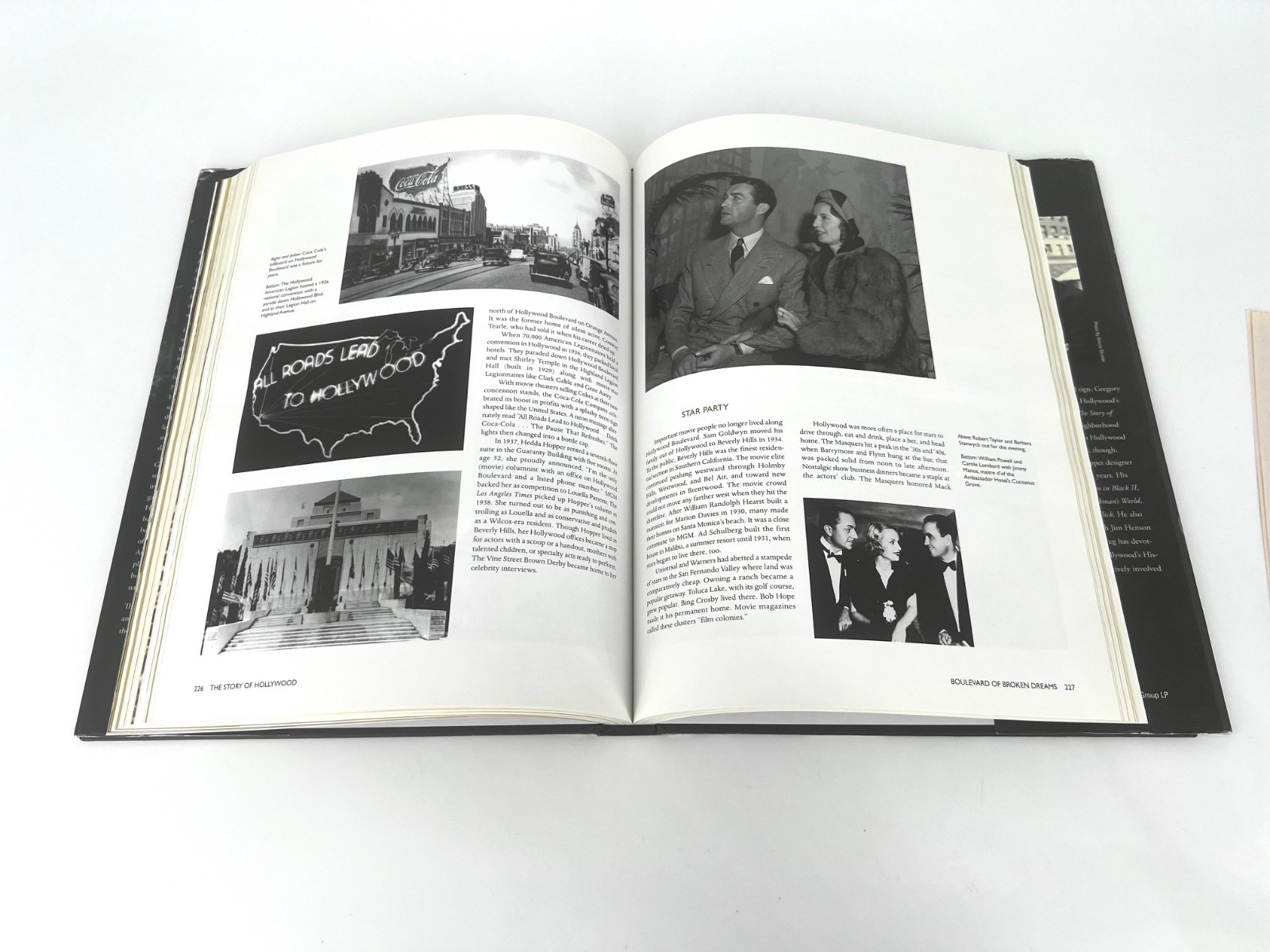 THE STORY OF HOLLYWOOD: AN ILLUSTRATED HISTORY By Gregory Paul Williams